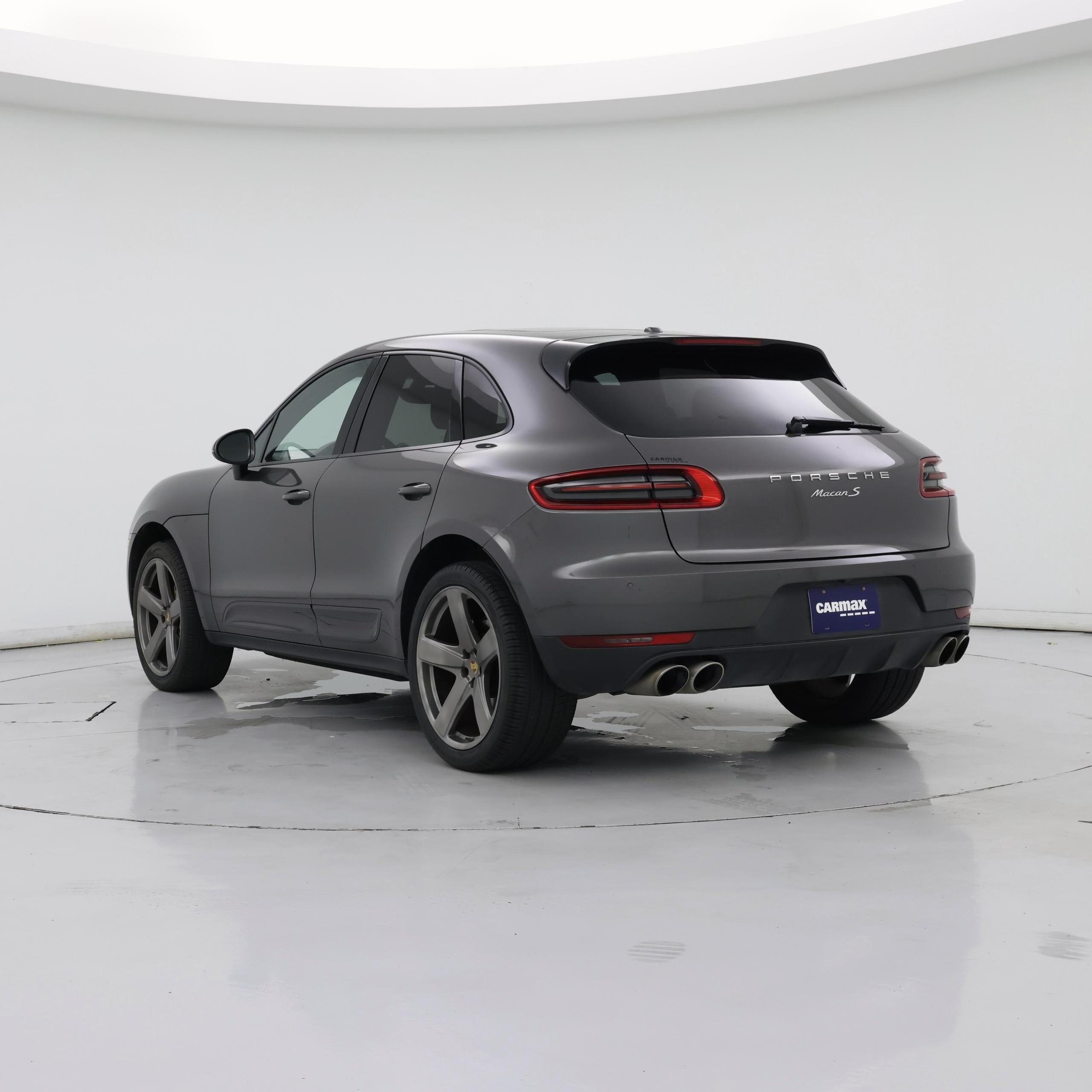 Thumbnail: 2015 Porsche Macan - 2