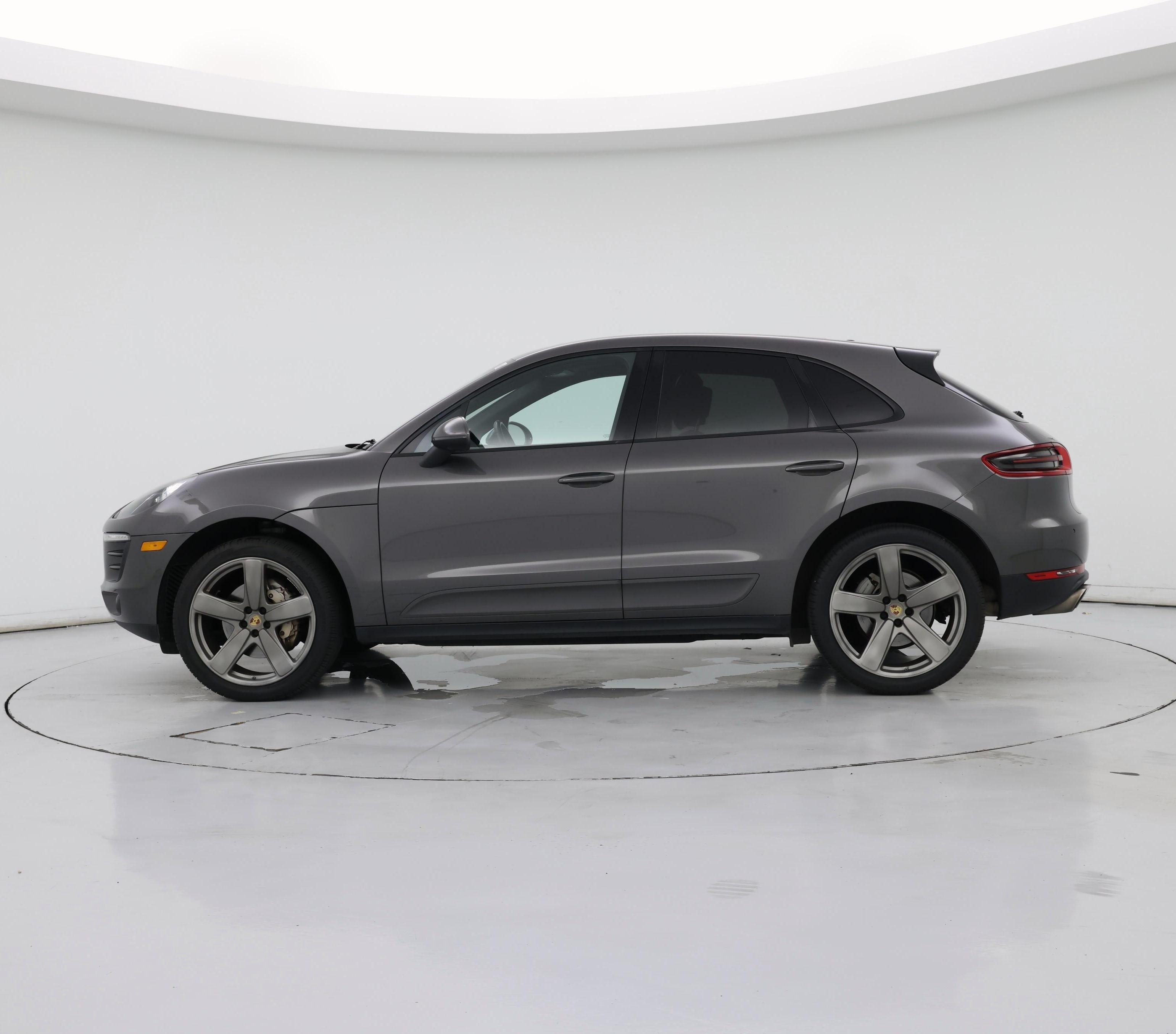 Thumbnail: 2015 Porsche Macan - 3