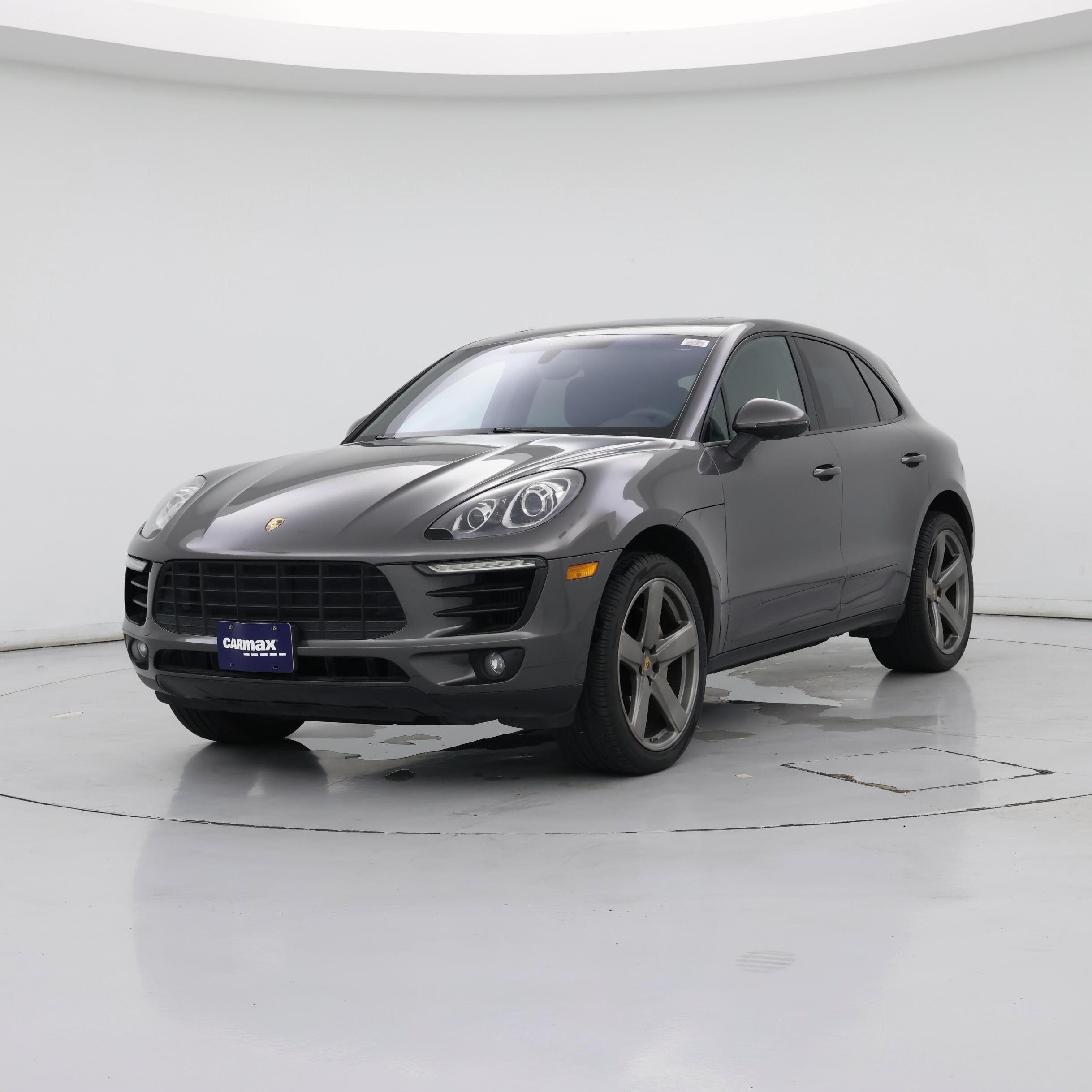 Thumbnail: 2015 Porsche Macan - 4
