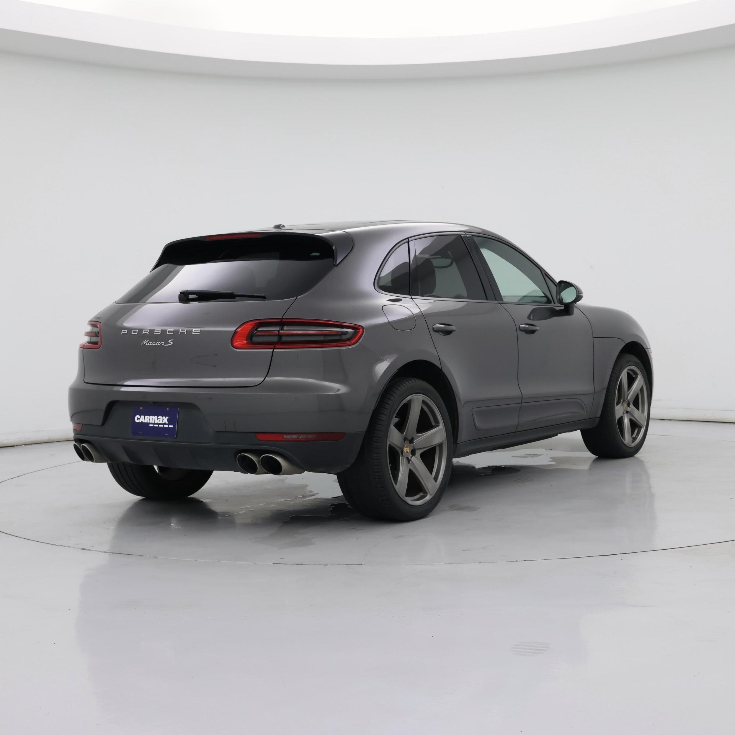 Thumbnail: 2015 Porsche Macan - 8