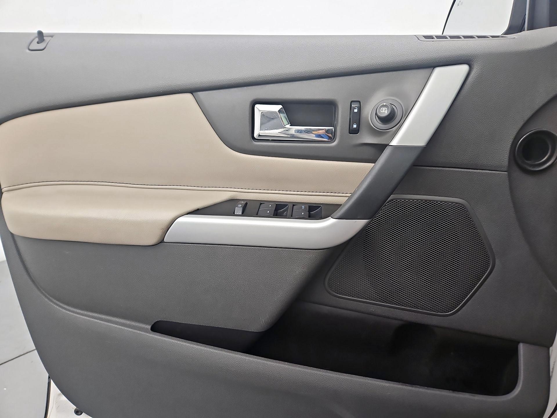 Thumbnail: 2014 Ford Edge - 12