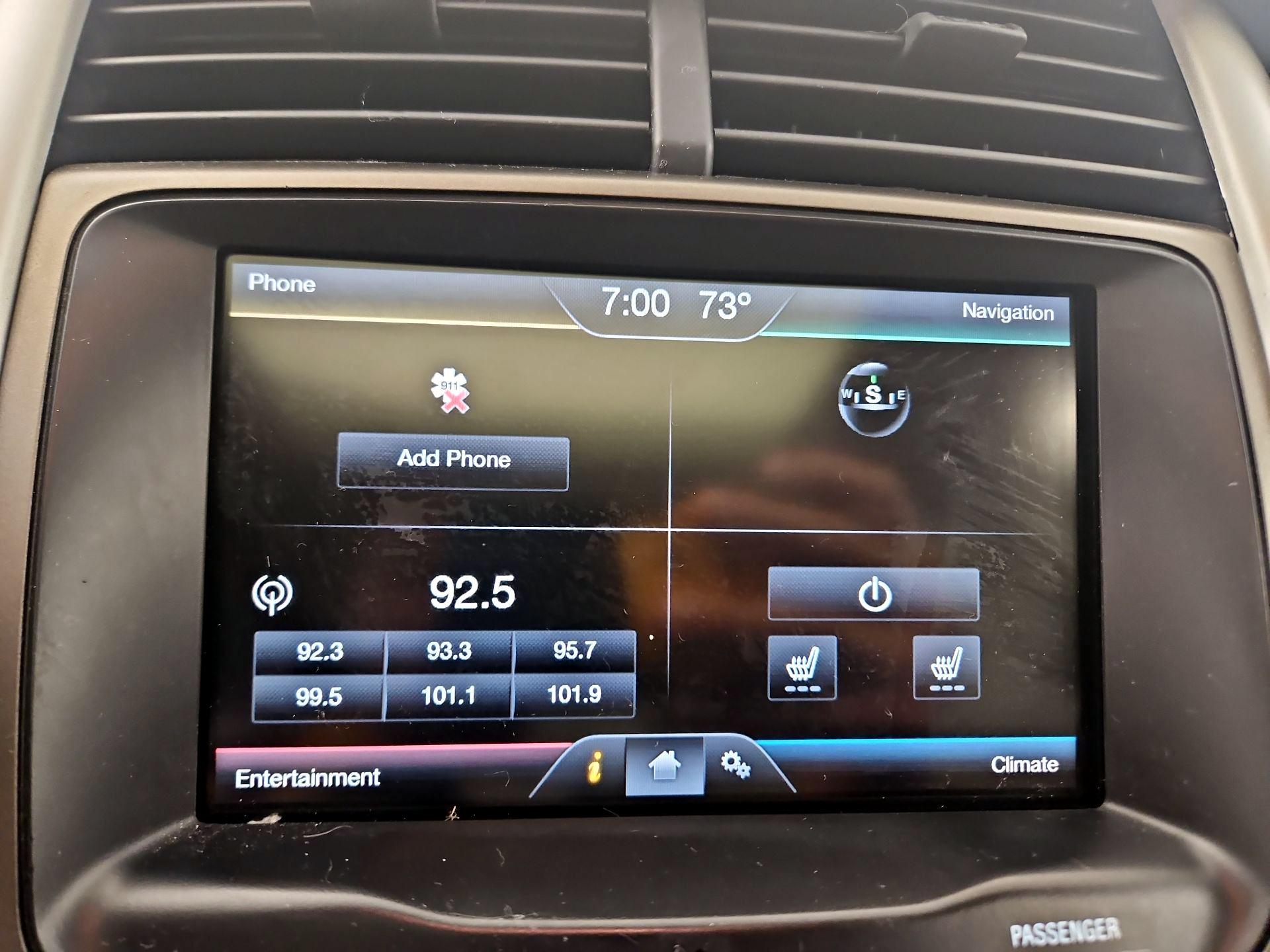 Thumbnail: 2014 Ford Edge - 15