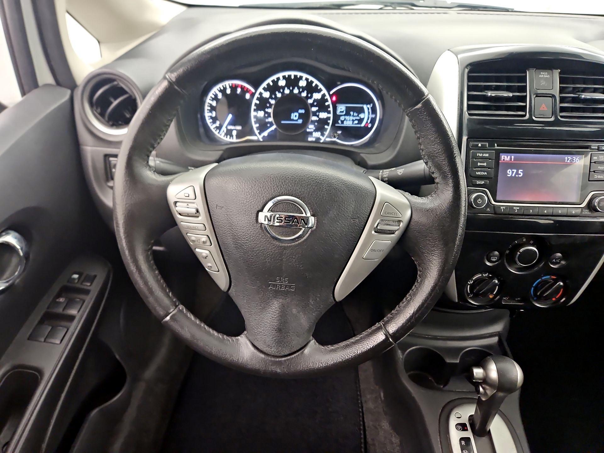 Thumbnail: 2016 Nissan Versa Note - 10