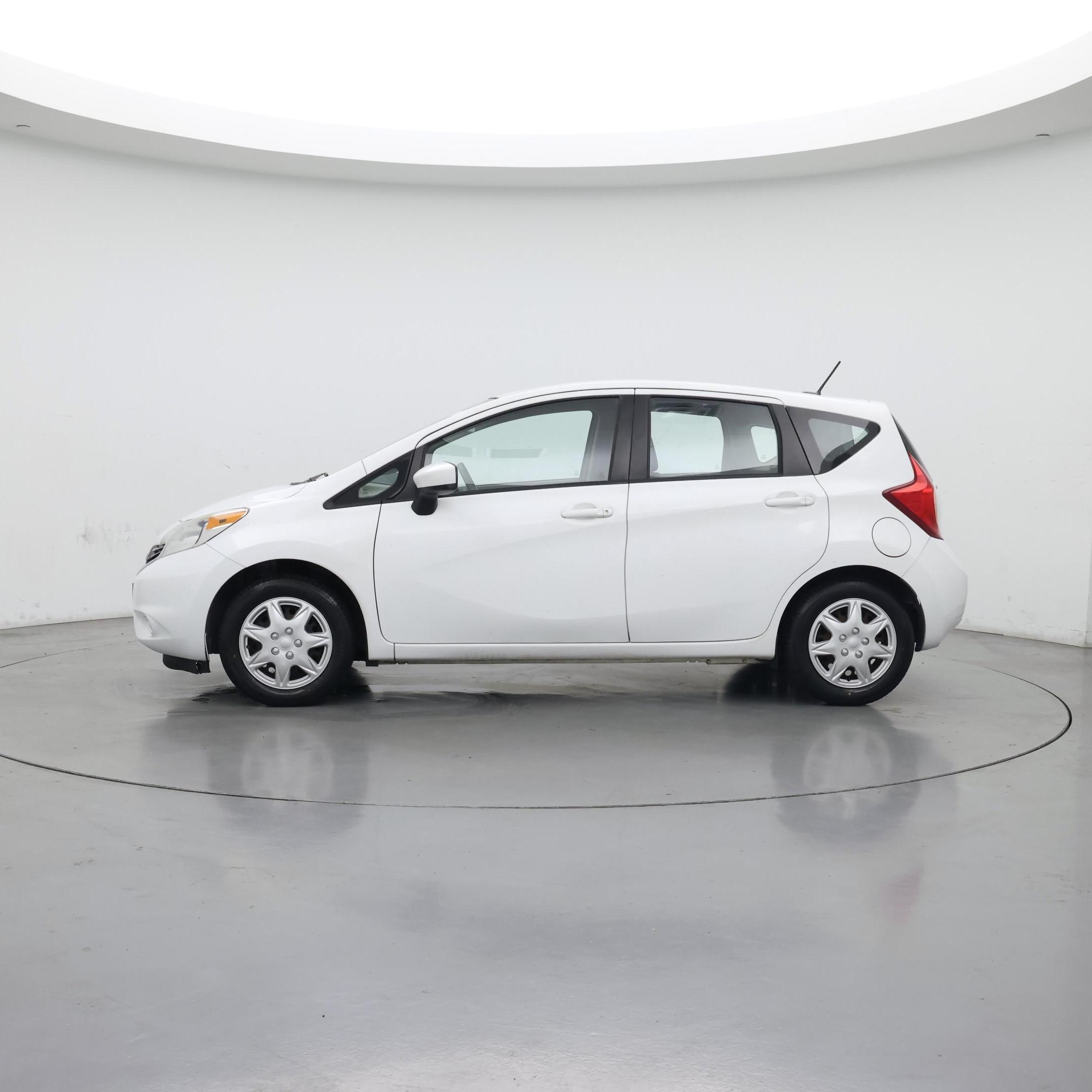 Thumbnail: 2016 Nissan Versa Note - 3
