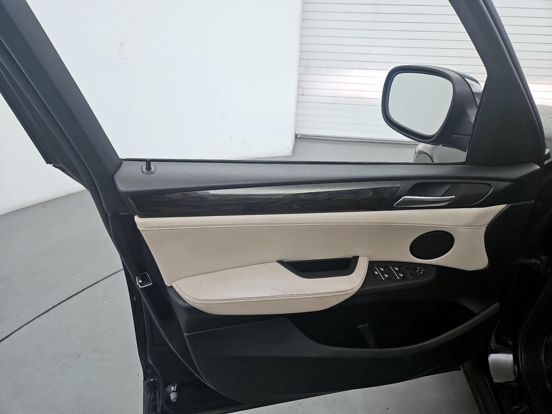 Thumbnail: 2014 BMW X3 - 12