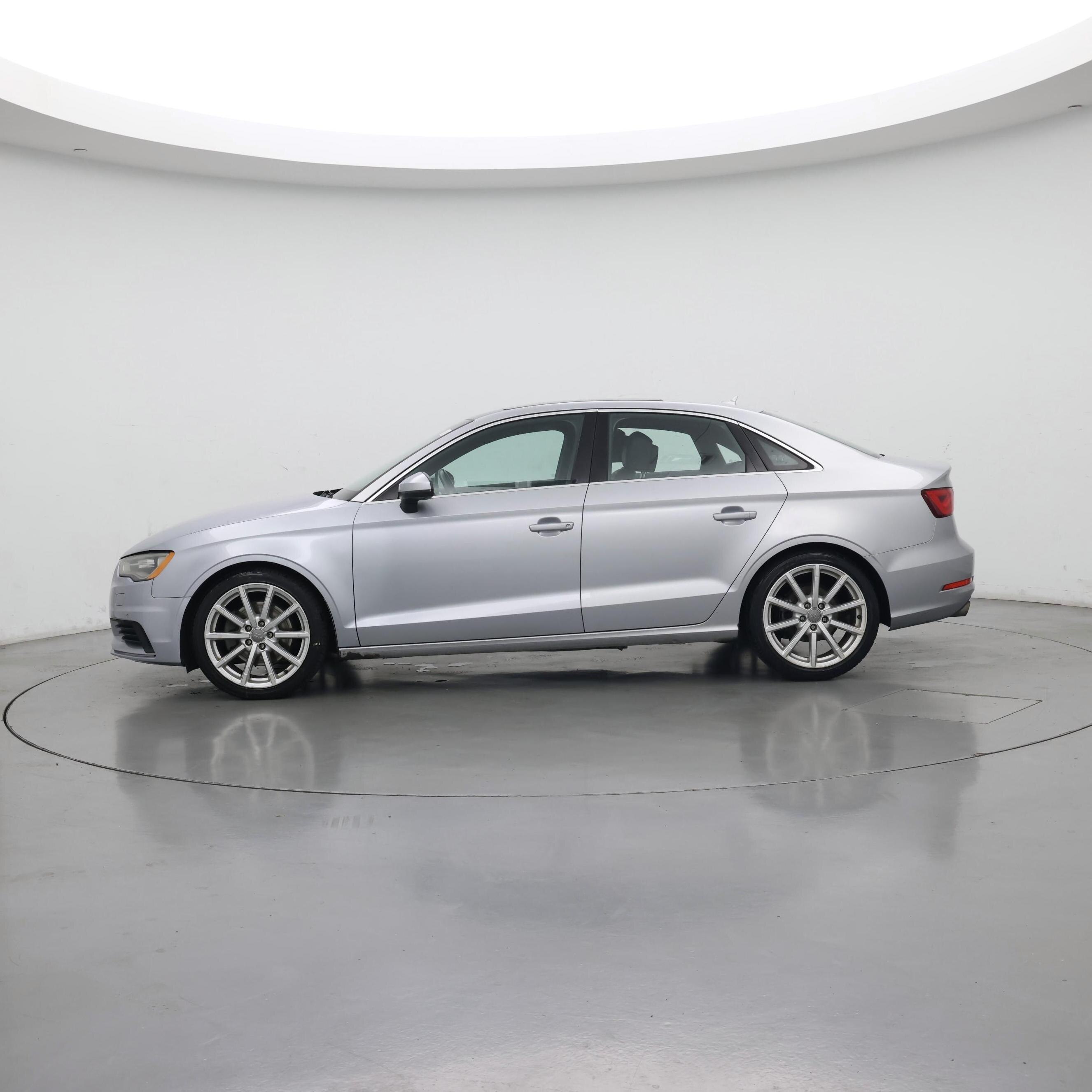 Thumbnail: 2015 Audi A3 - 3
