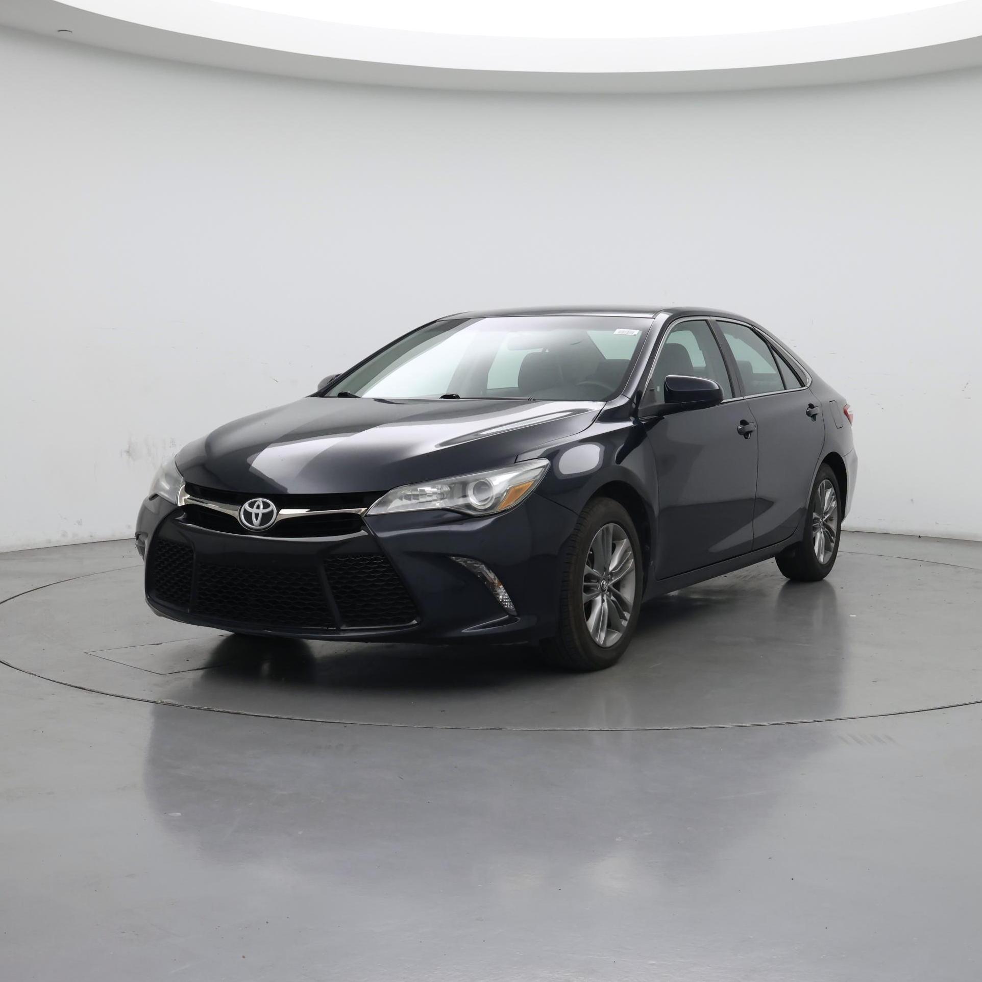 Thumbnail: 2017 Toyota Camry - 4