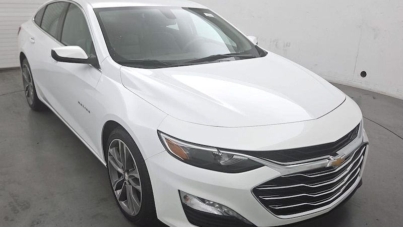 2022 Chevrolet Malibu LT Hero Image