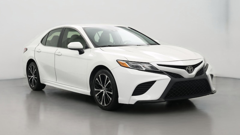 2018 Toyota Camry SE Hero Image