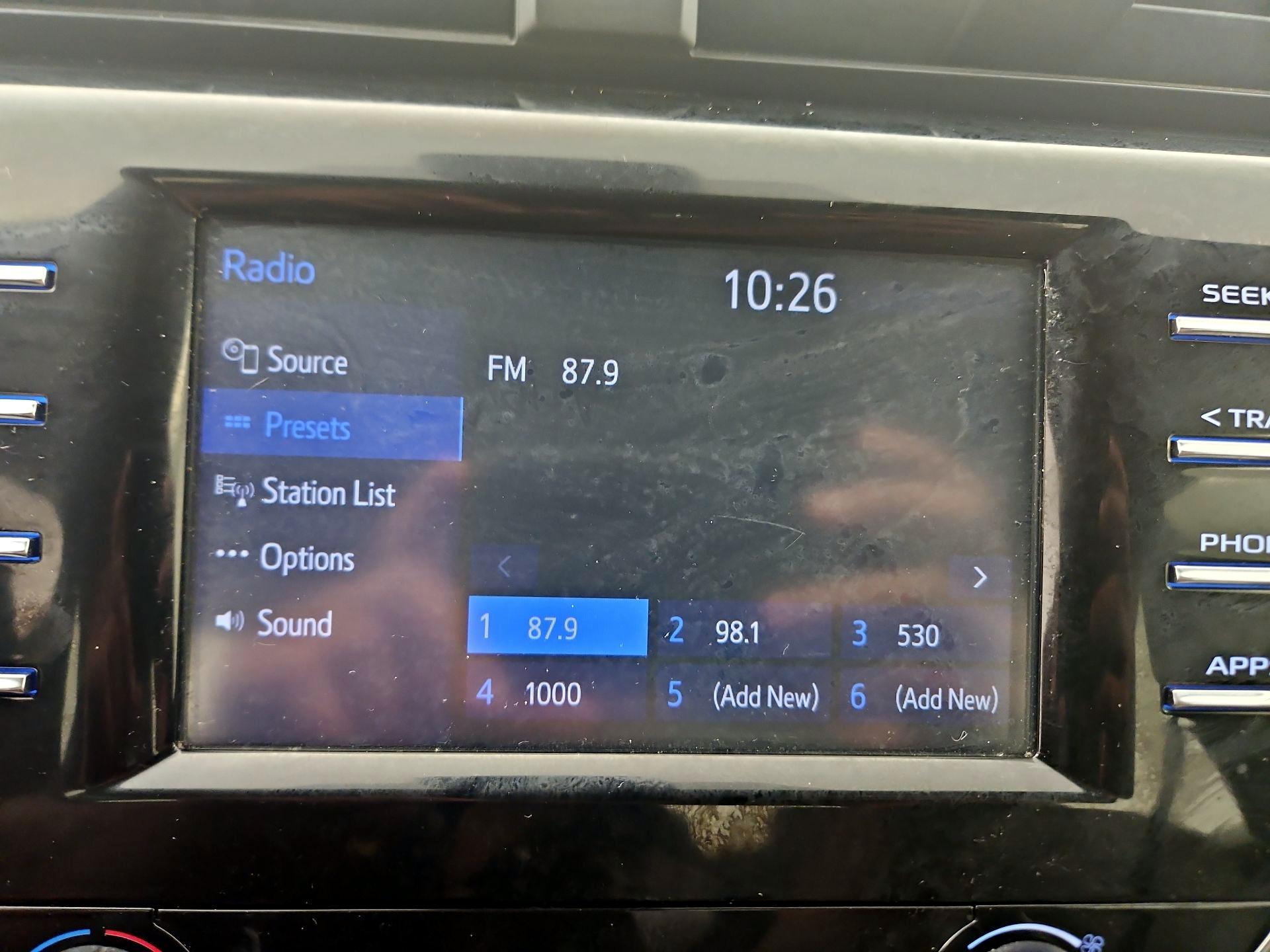 Thumbnail: 2018 Toyota Camry - 15