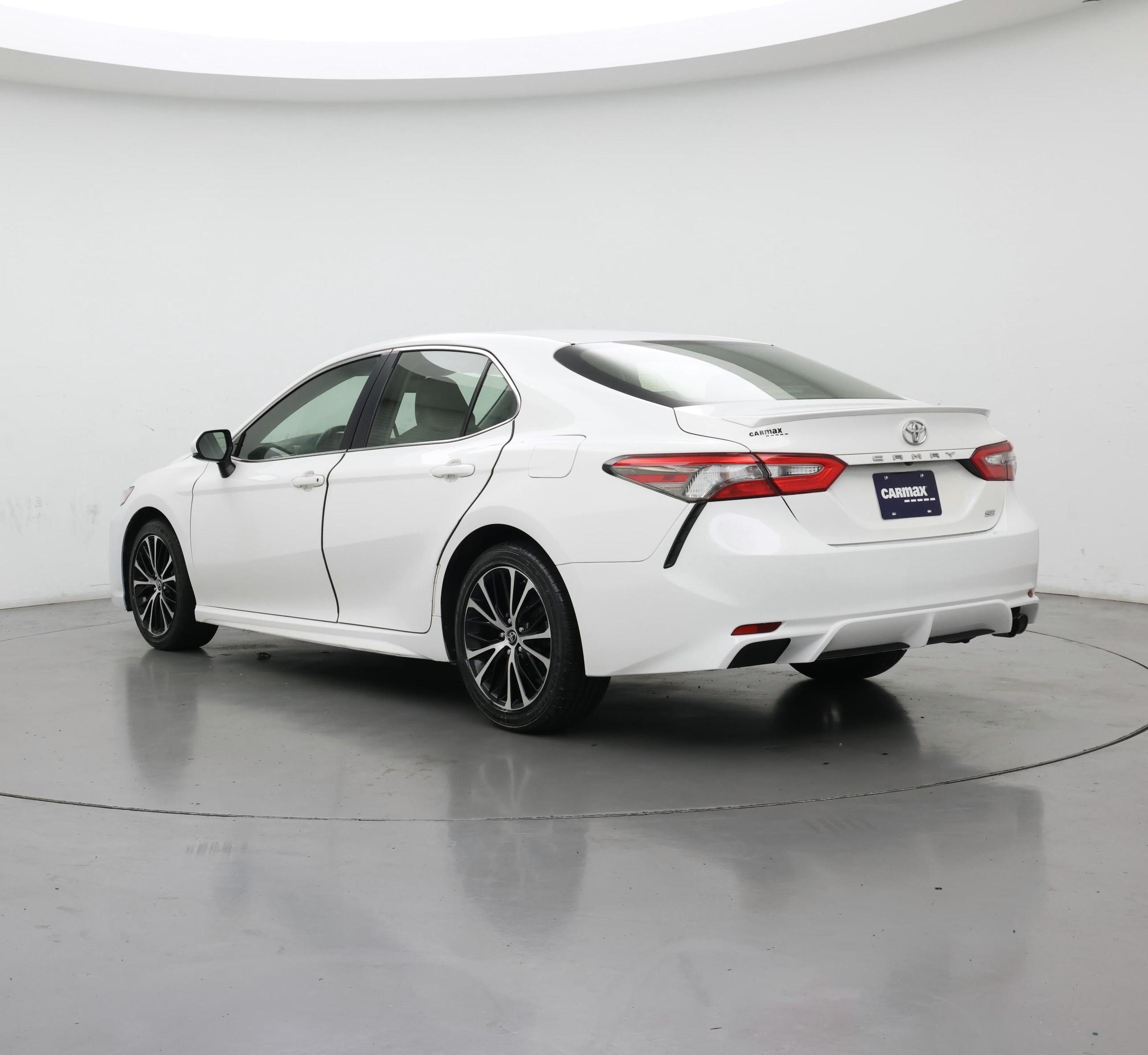 Thumbnail: 2018 Toyota Camry - 2