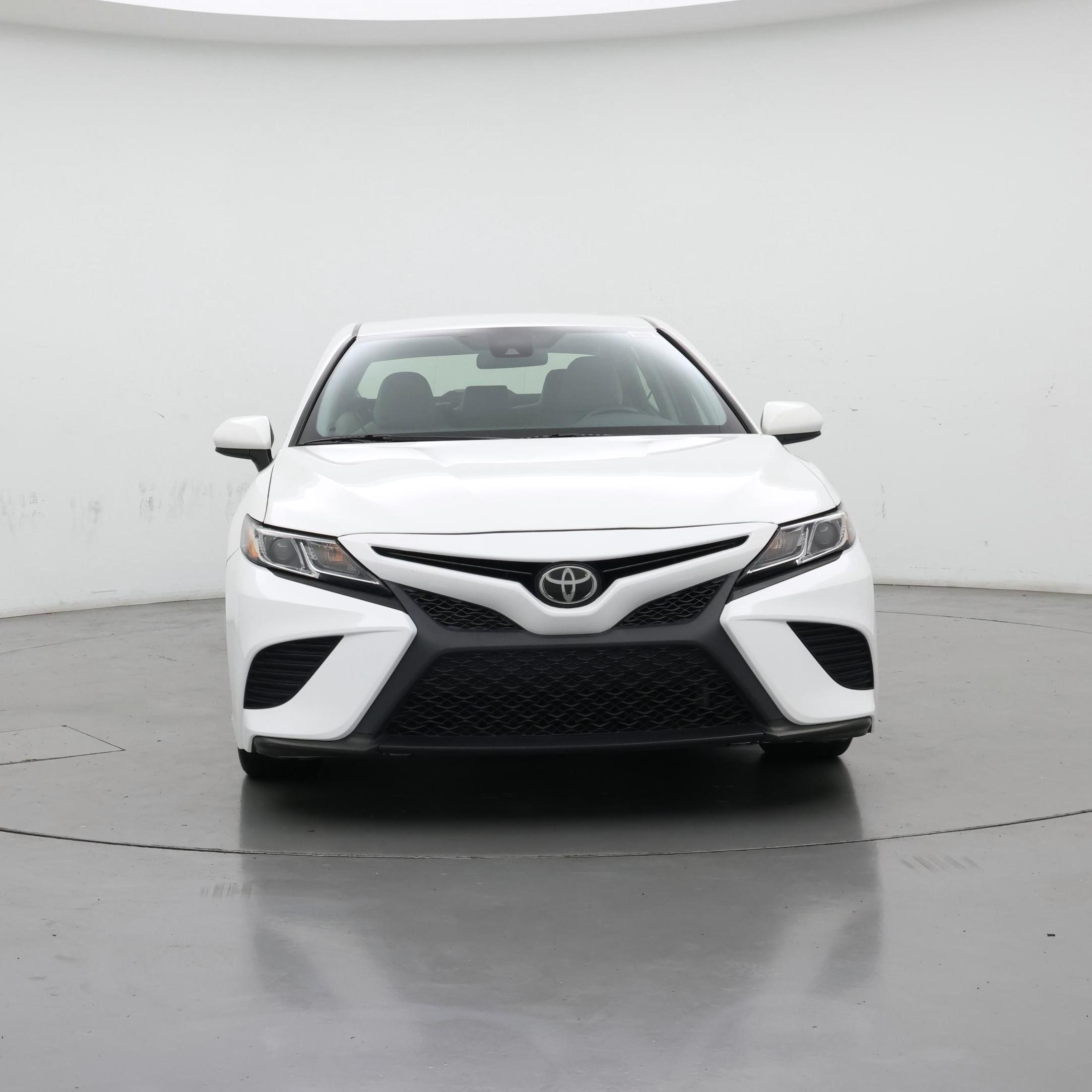 Thumbnail: 2018 Toyota Camry - 5