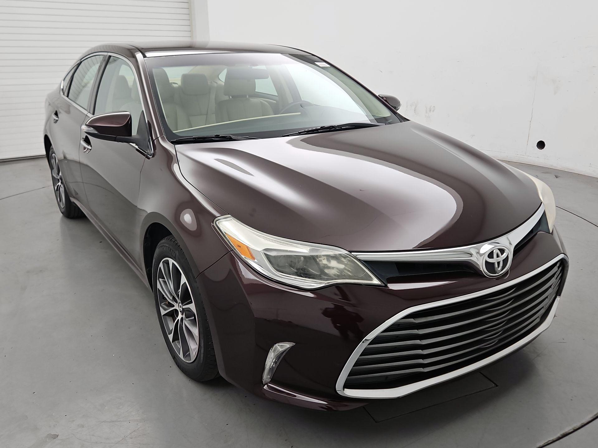 Thumbnail: 2016 Toyota Avalon - 1