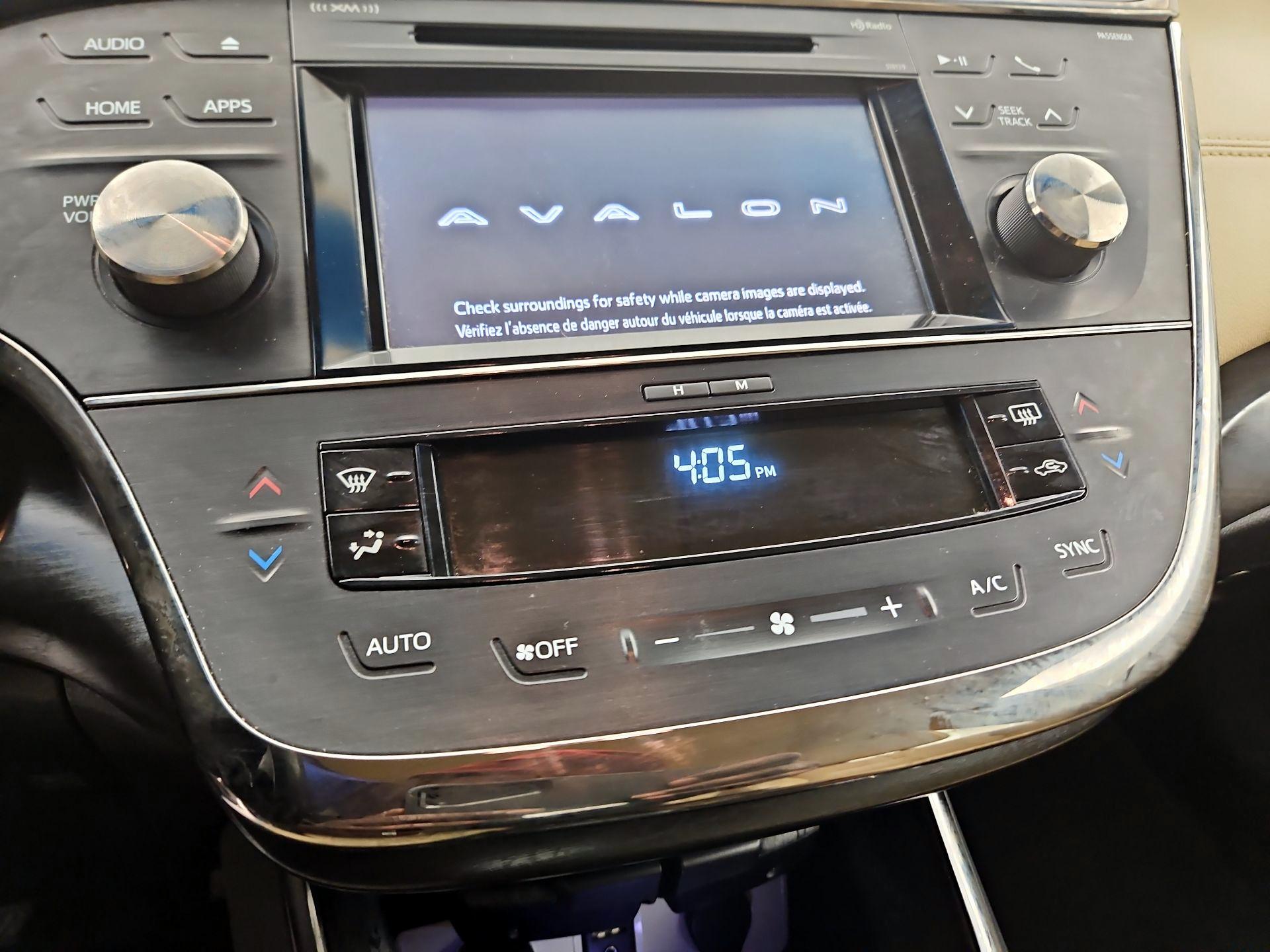 Thumbnail: 2016 Toyota Avalon - 12