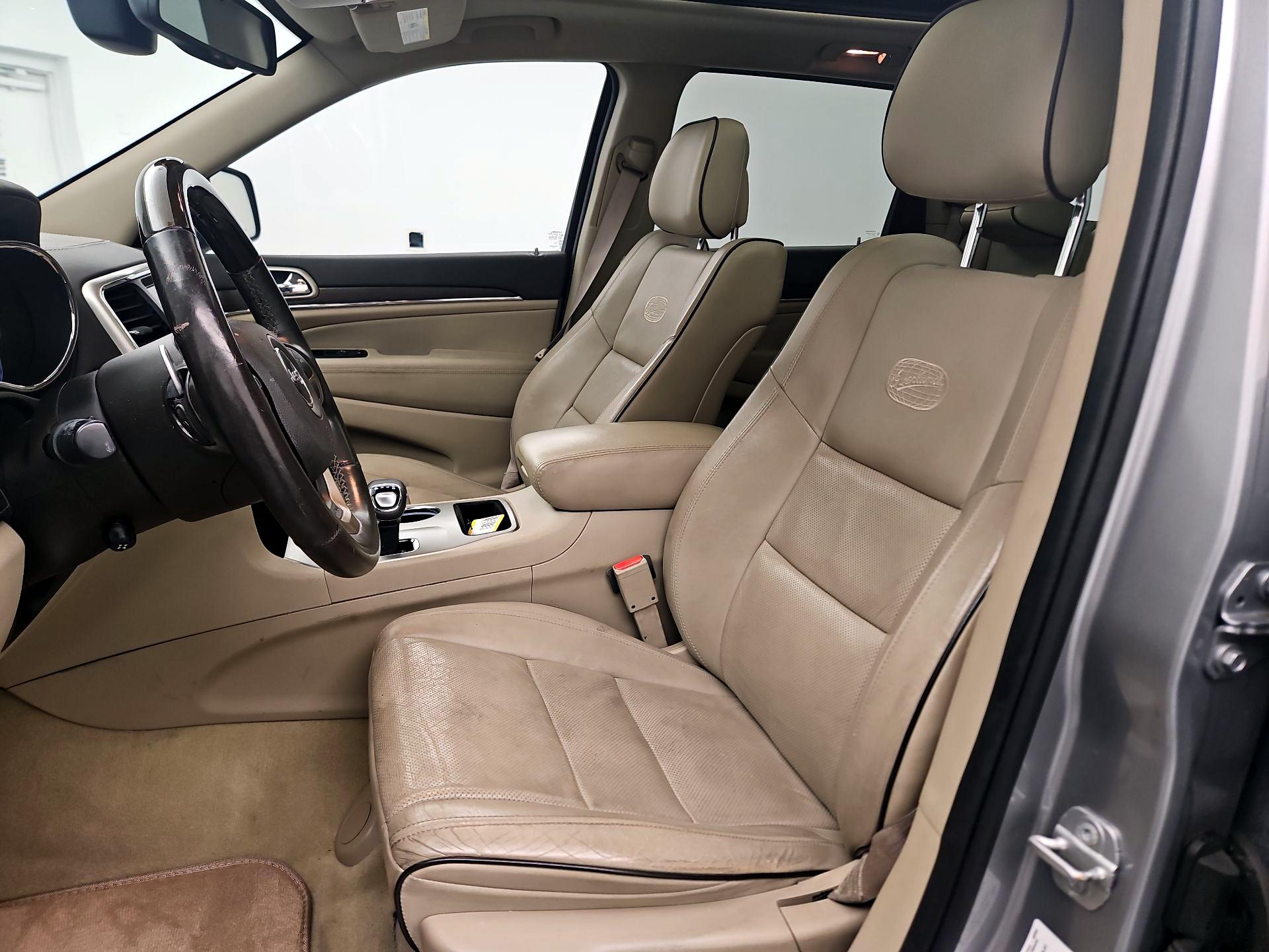 Thumbnail: 2014 Jeep Grand Cherokee - 11