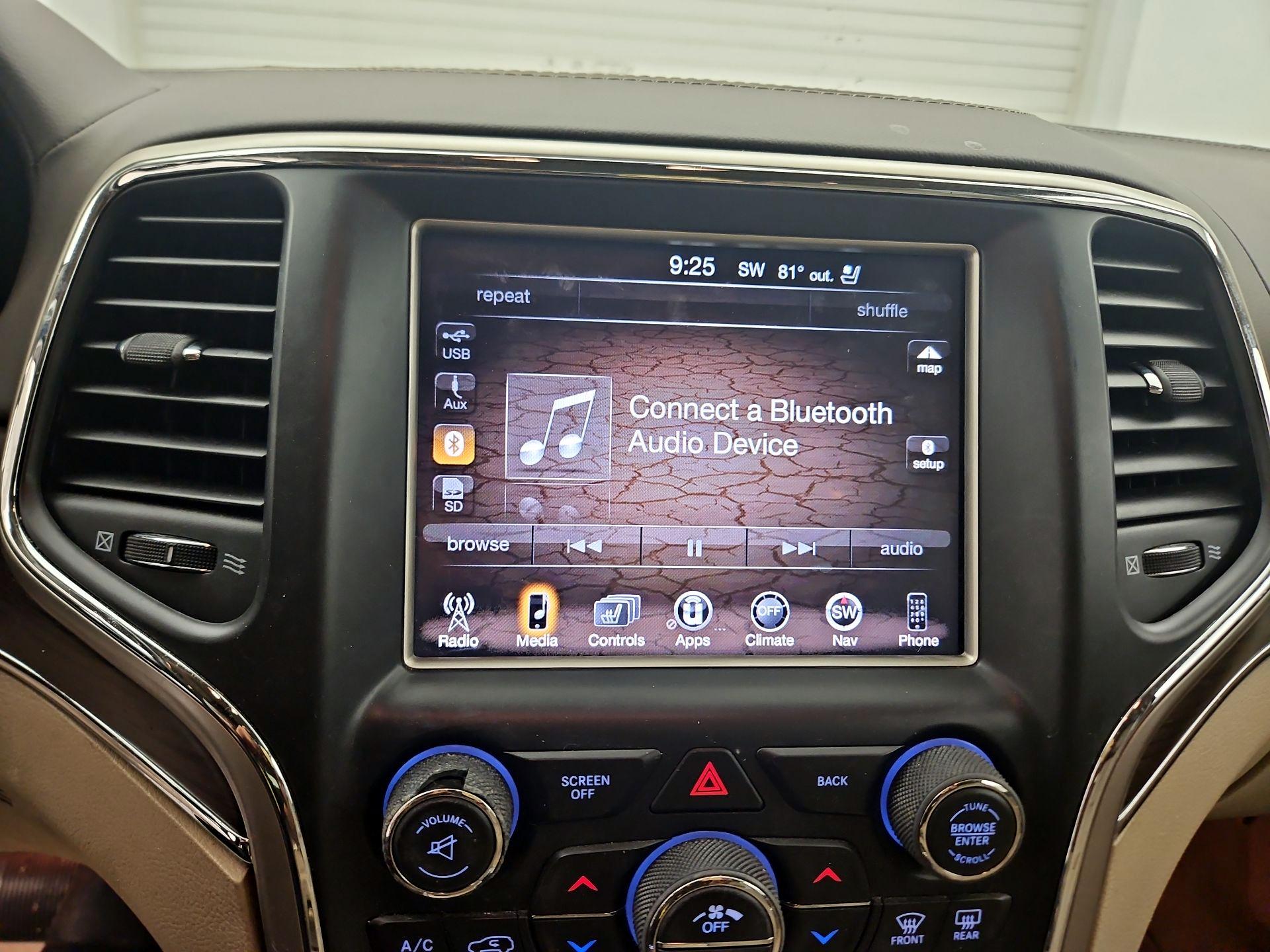 Thumbnail: 2014 Jeep Grand Cherokee - 14