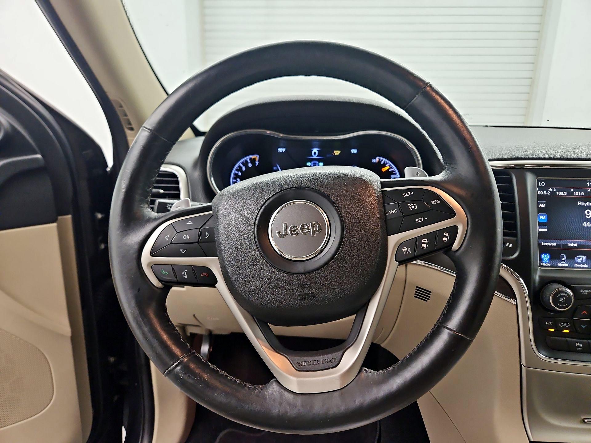 Thumbnail: 2015 Jeep Grand Cherokee - 10