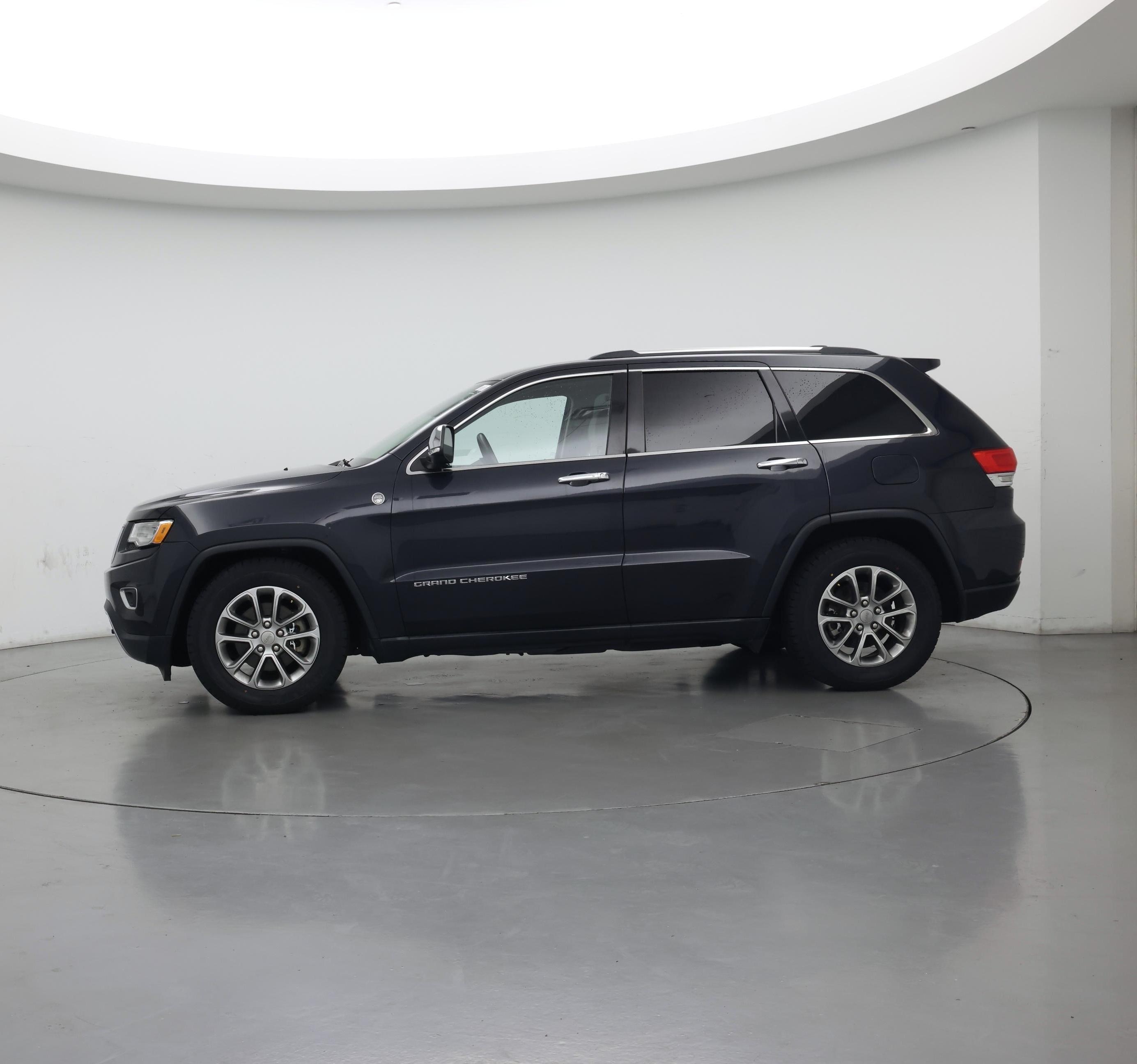 Thumbnail: 2015 Jeep Grand Cherokee - 3