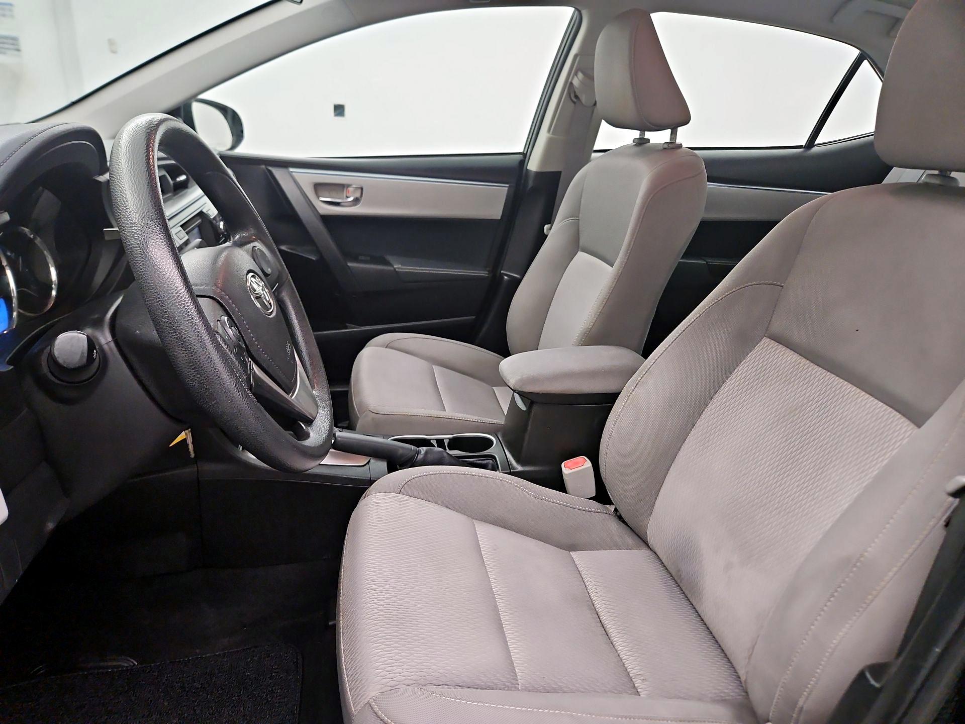 Thumbnail: 2015 Toyota Corolla - 11