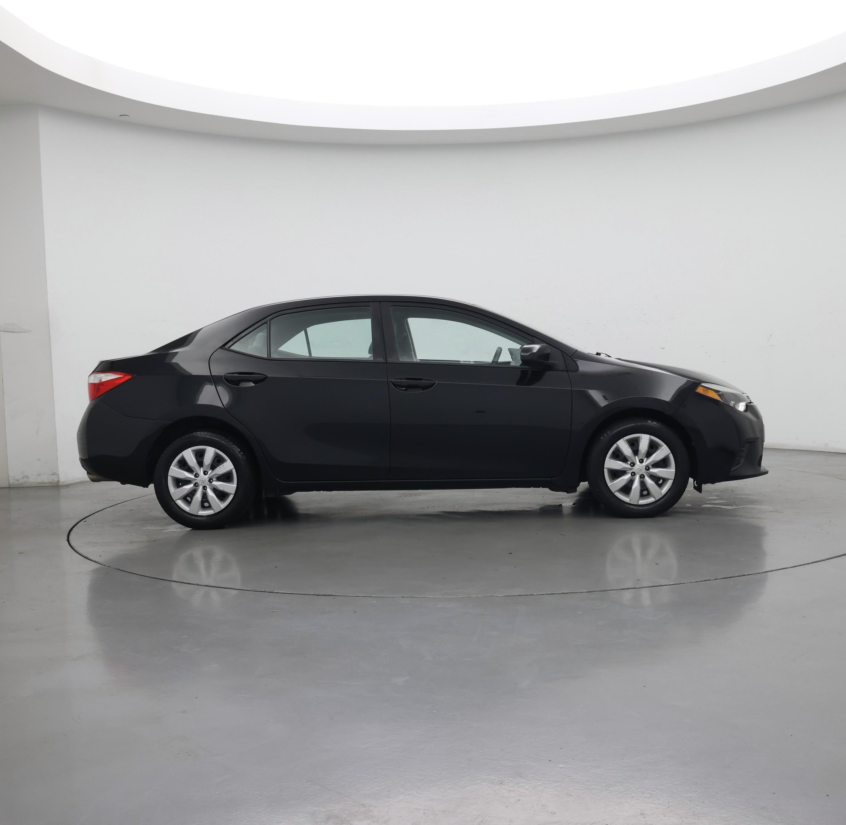 Thumbnail: 2015 Toyota Corolla - 7