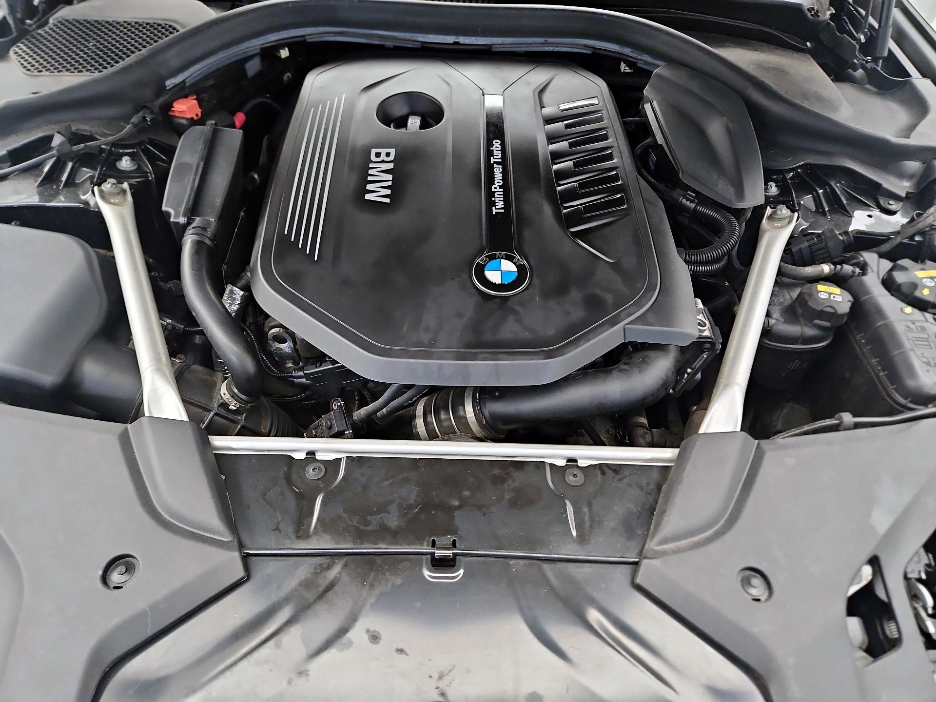 Thumbnail: 2018 BMW 5 Series - 18