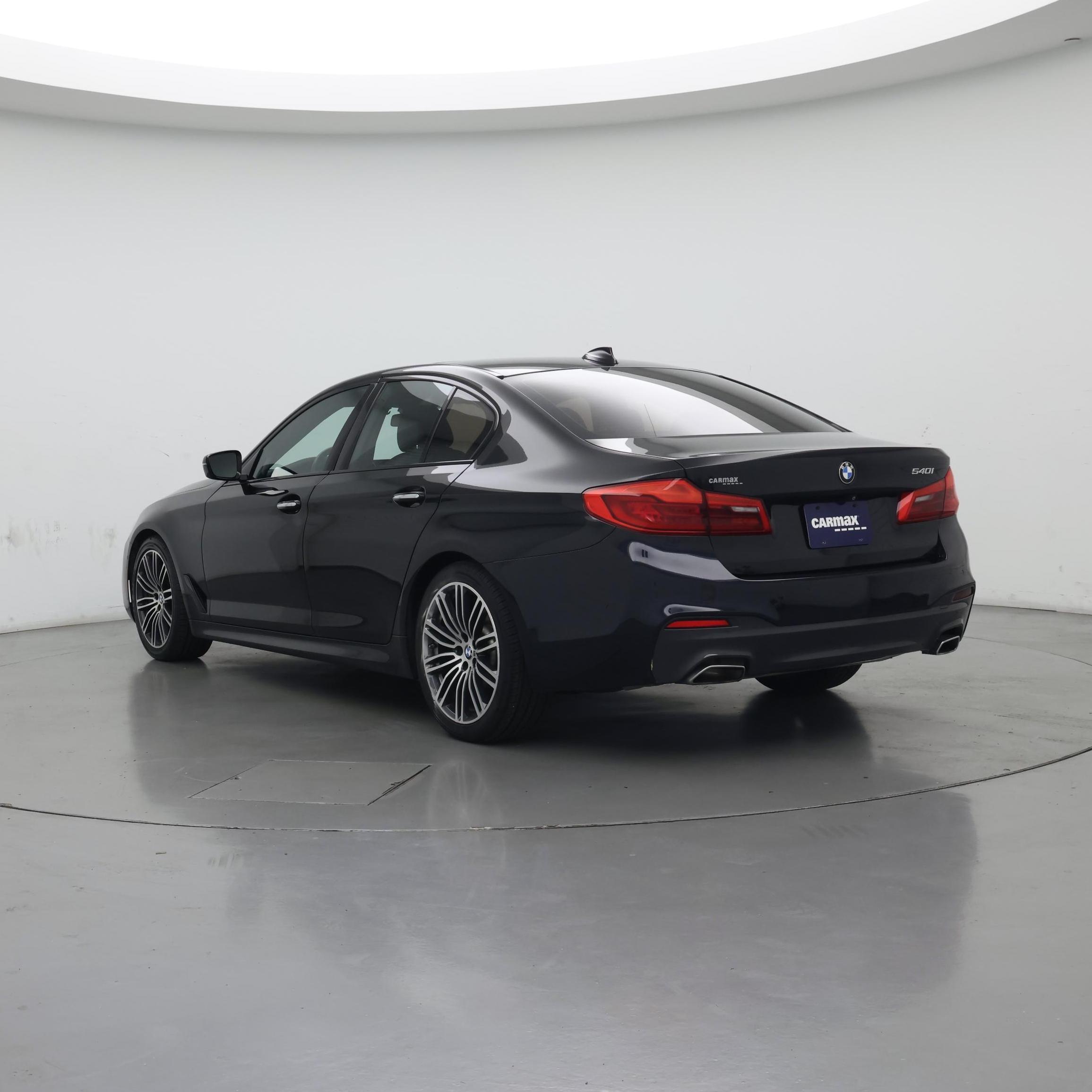 Thumbnail: 2018 BMW 5 Series - 2