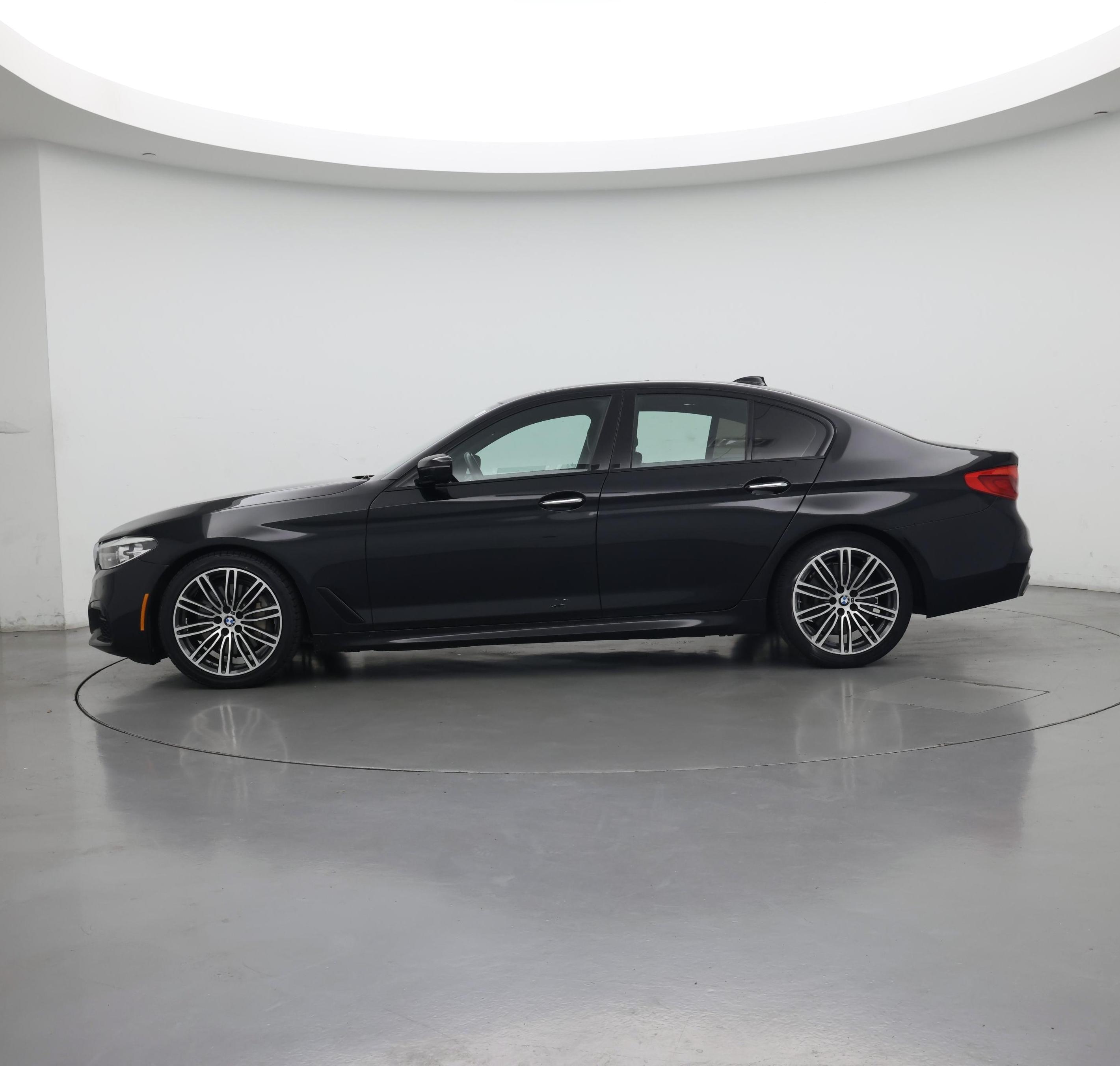 Thumbnail: 2018 BMW 5 Series - 3