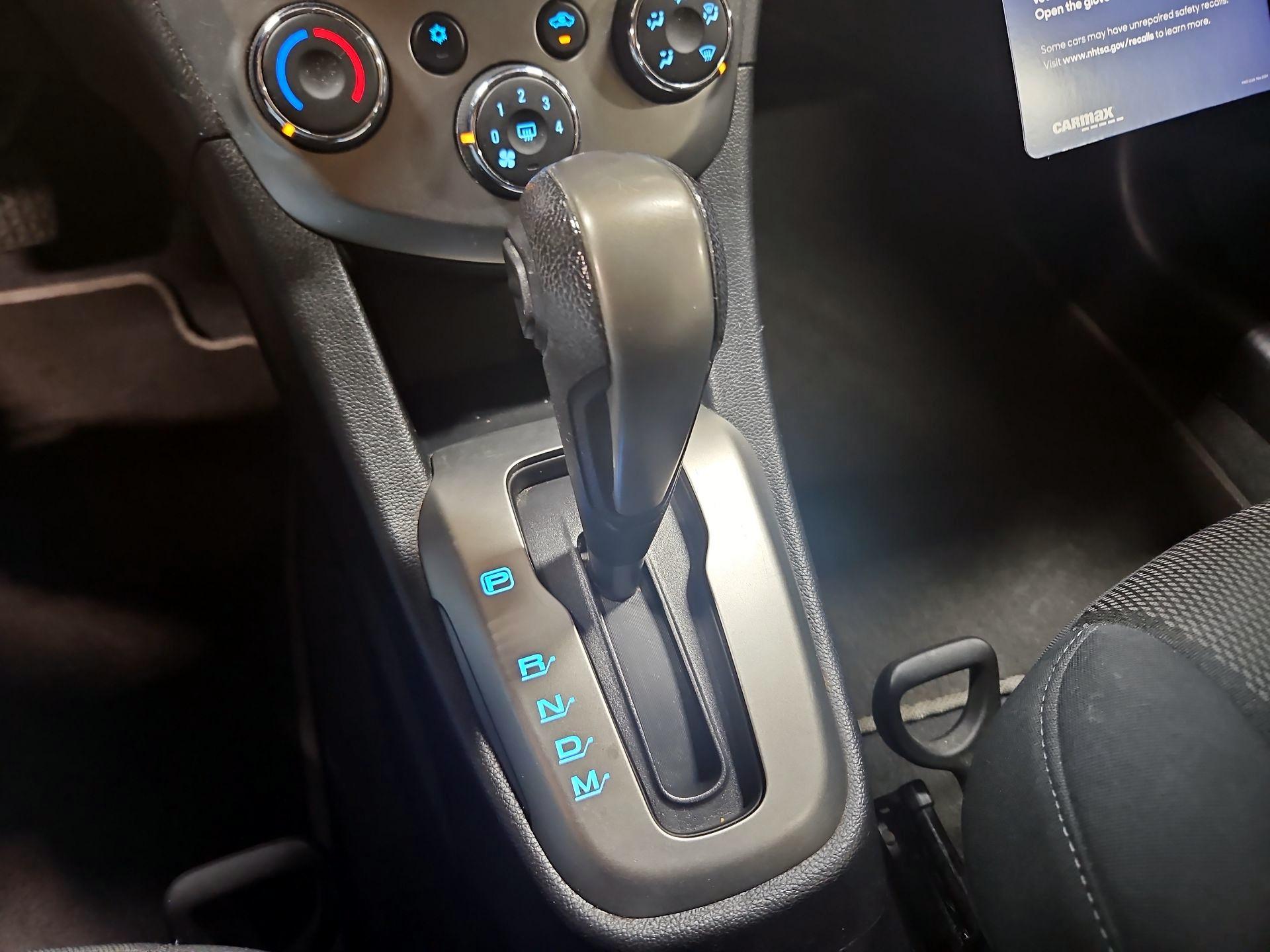 Thumbnail: 2015 Chevrolet Sonic - 15