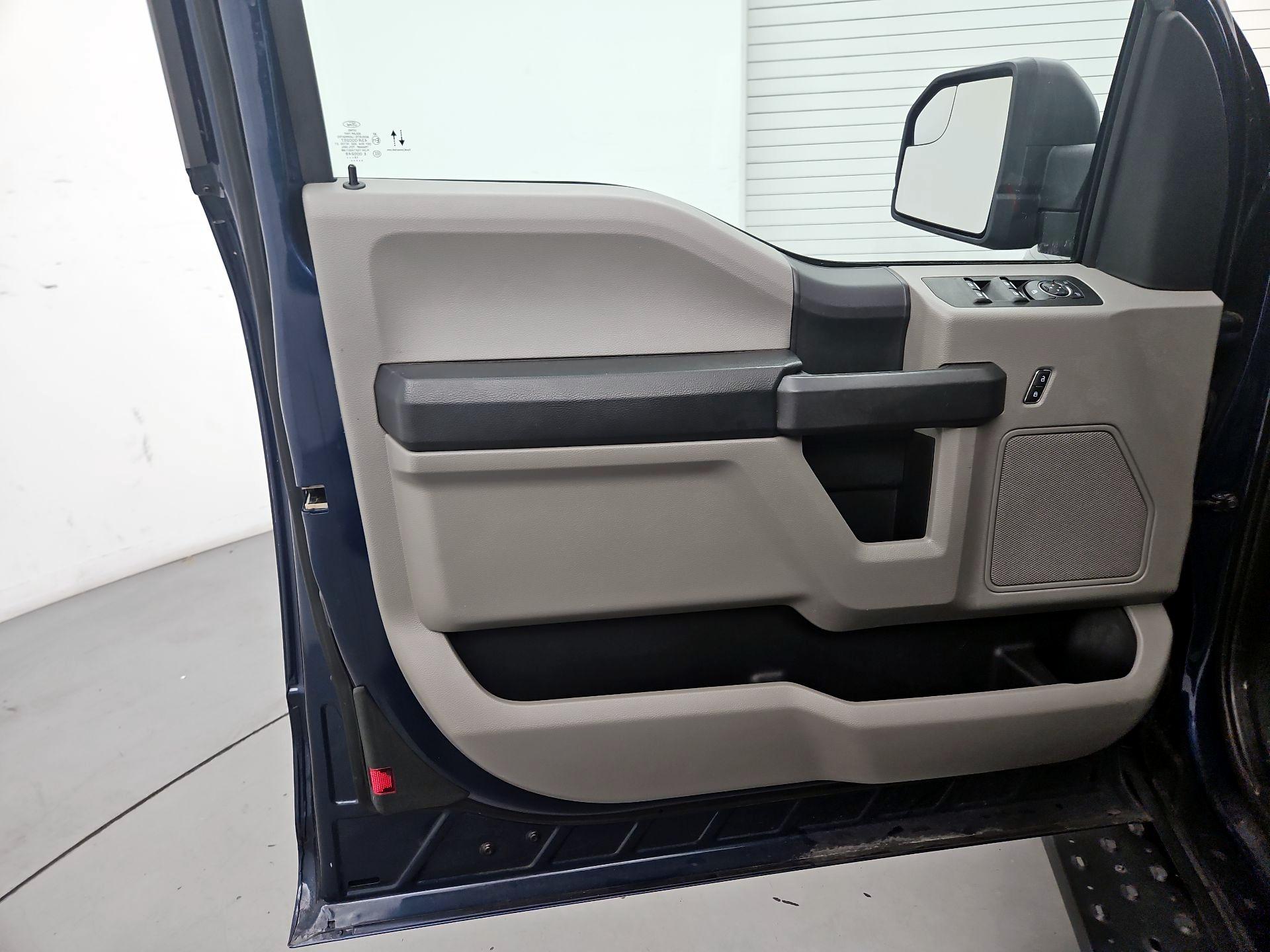 Thumbnail: 2019 Ford F-150 - 12