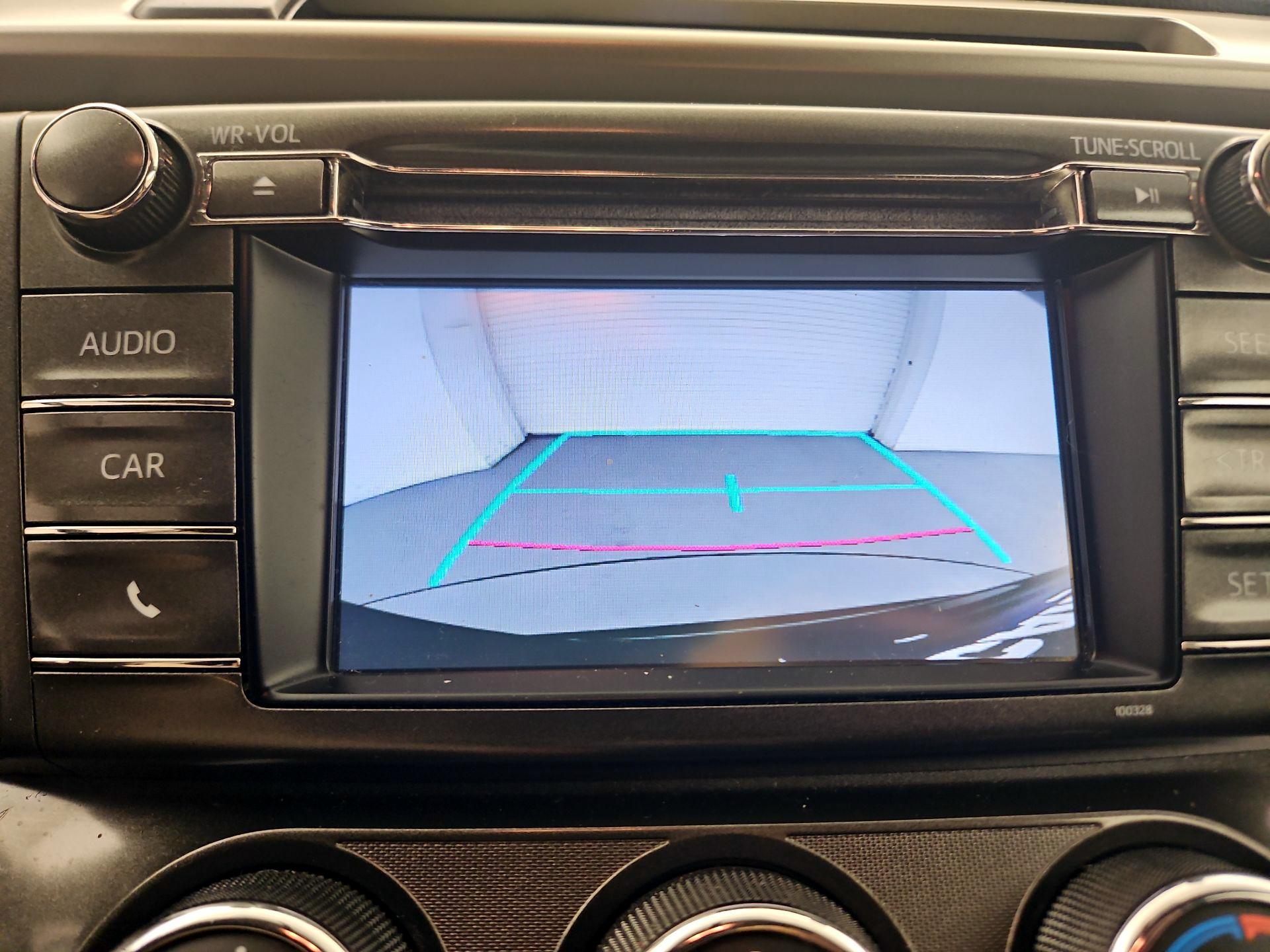 Thumbnail: 2015 Toyota RAV4 - 14