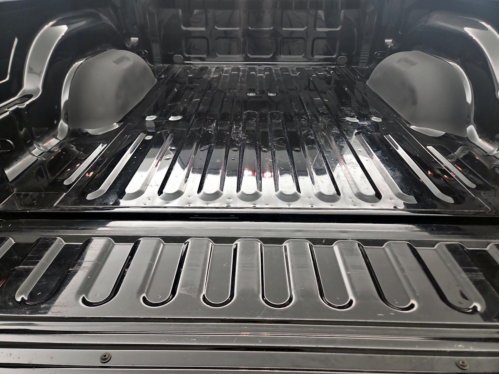 Thumbnail: 2019 RAM 1500 Classic - 20