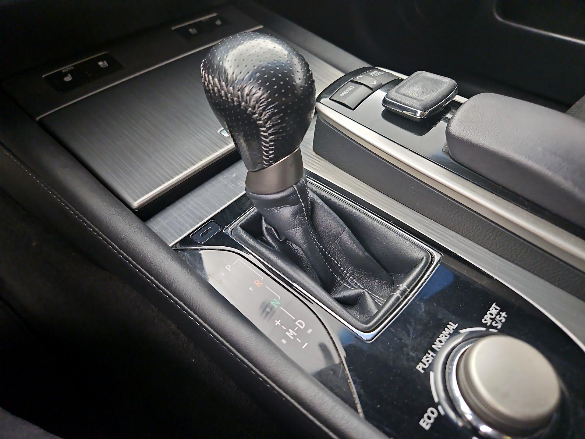 Thumbnail: 2015 Lexus GS - 15