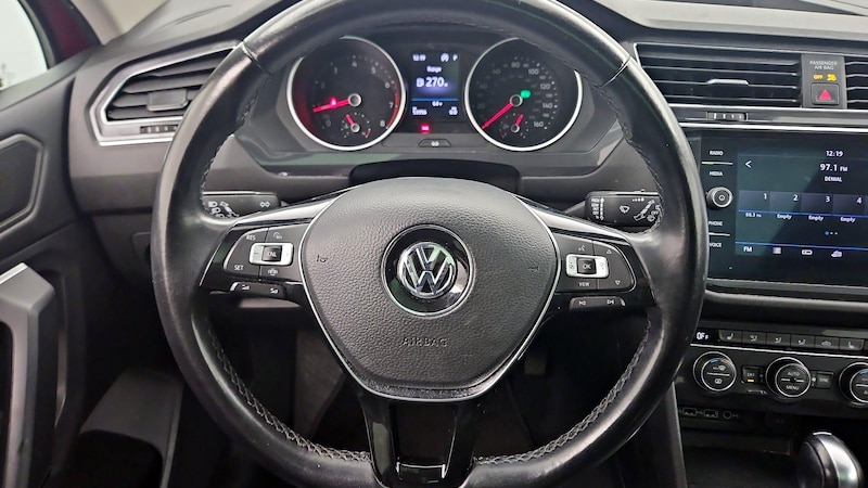 2019 Volkswagen Tiguan SE 10
