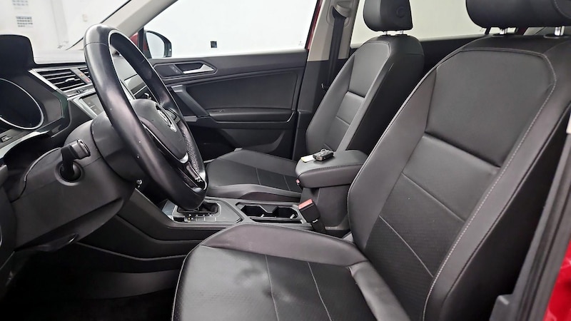 2019 Volkswagen Tiguan SE 11