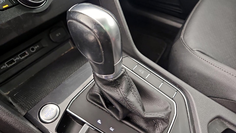 2019 Volkswagen Tiguan SE 17