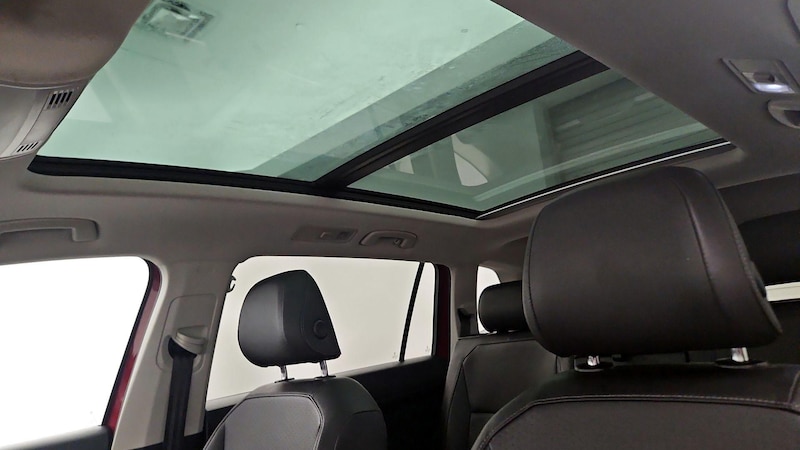 2019 Volkswagen Tiguan SE 18