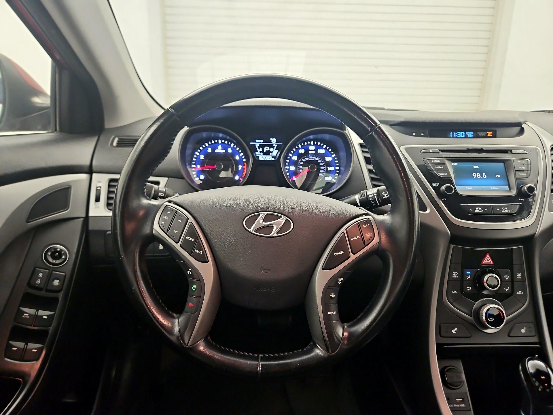 Thumbnail: 2014 Hyundai Elantra - 10