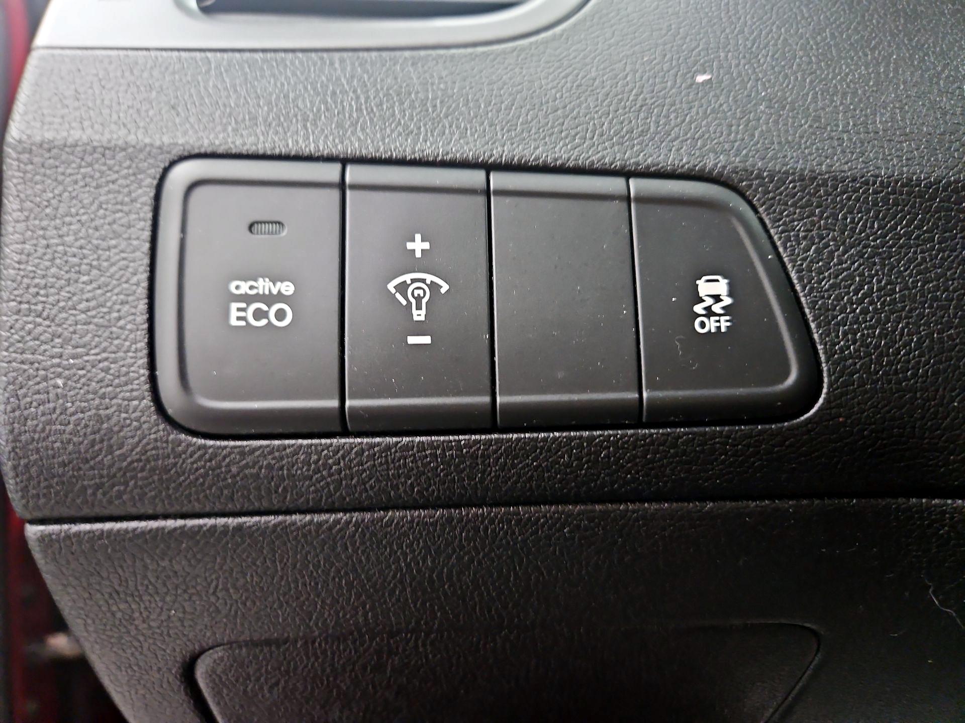 Thumbnail: 2014 Hyundai Elantra - 13