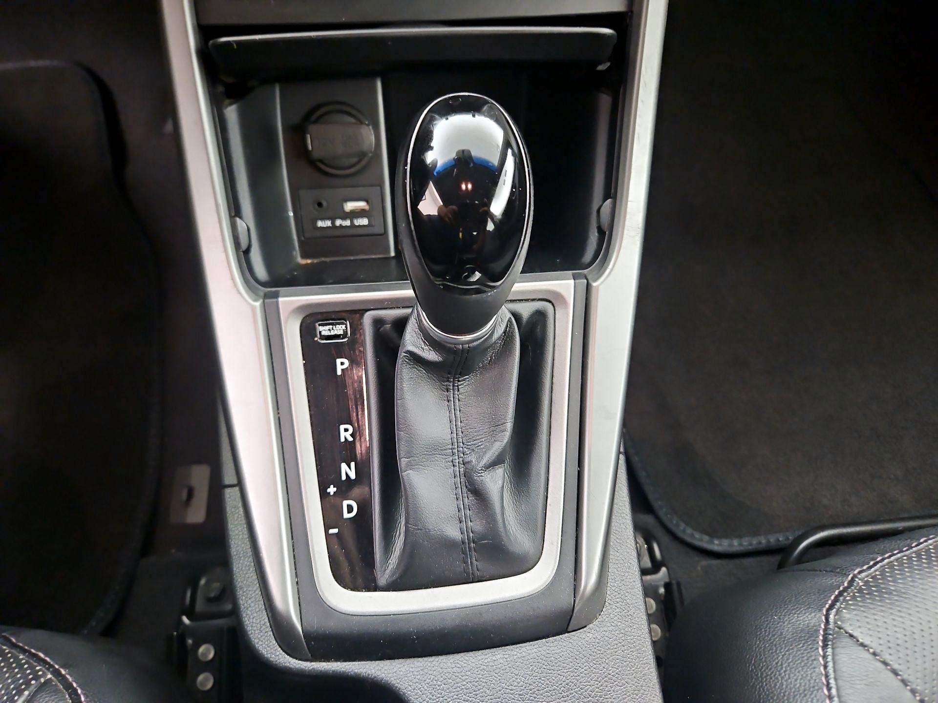 Thumbnail: 2014 Hyundai Elantra - 17