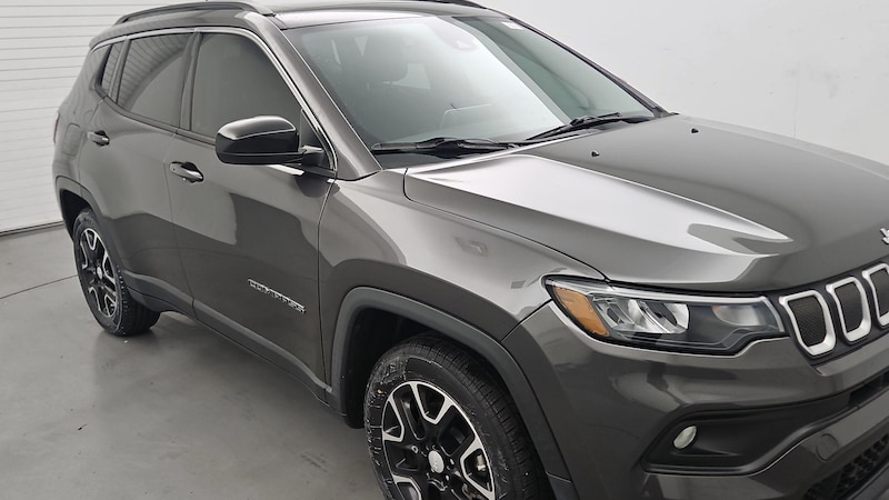 2022 Jeep Compass Latitude Hero Image