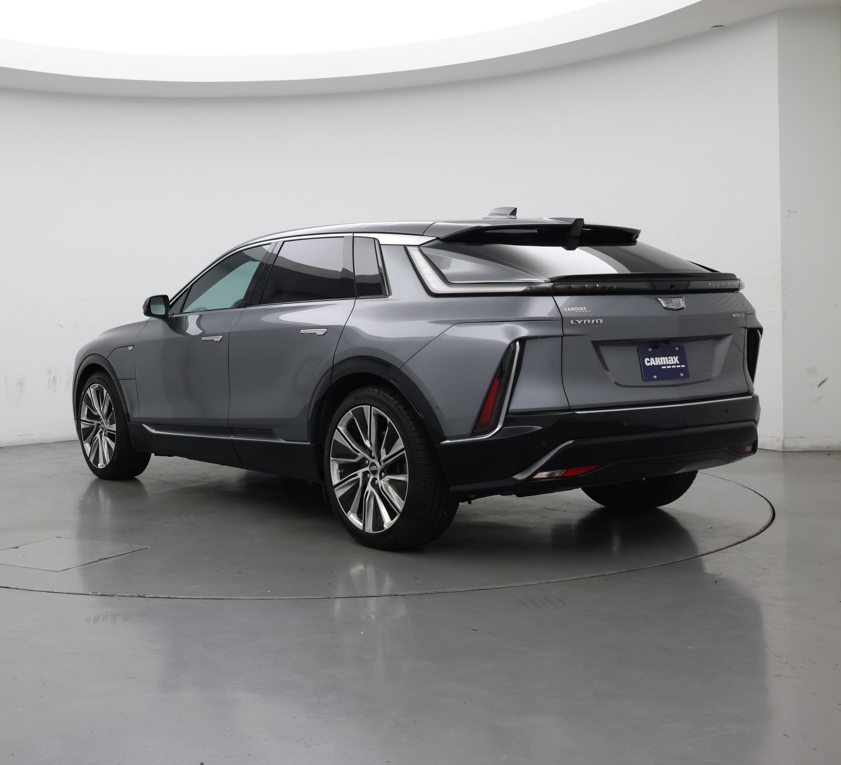 Thumbnail: 2023 Cadillac Lyriq - 2