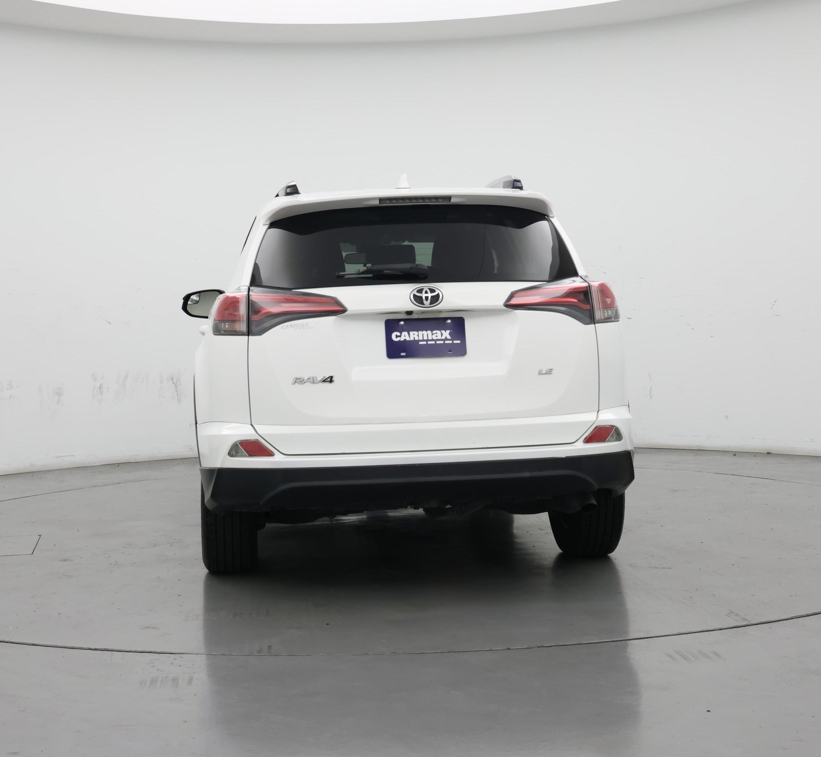 Thumbnail: 2017 Toyota RAV4 - 6