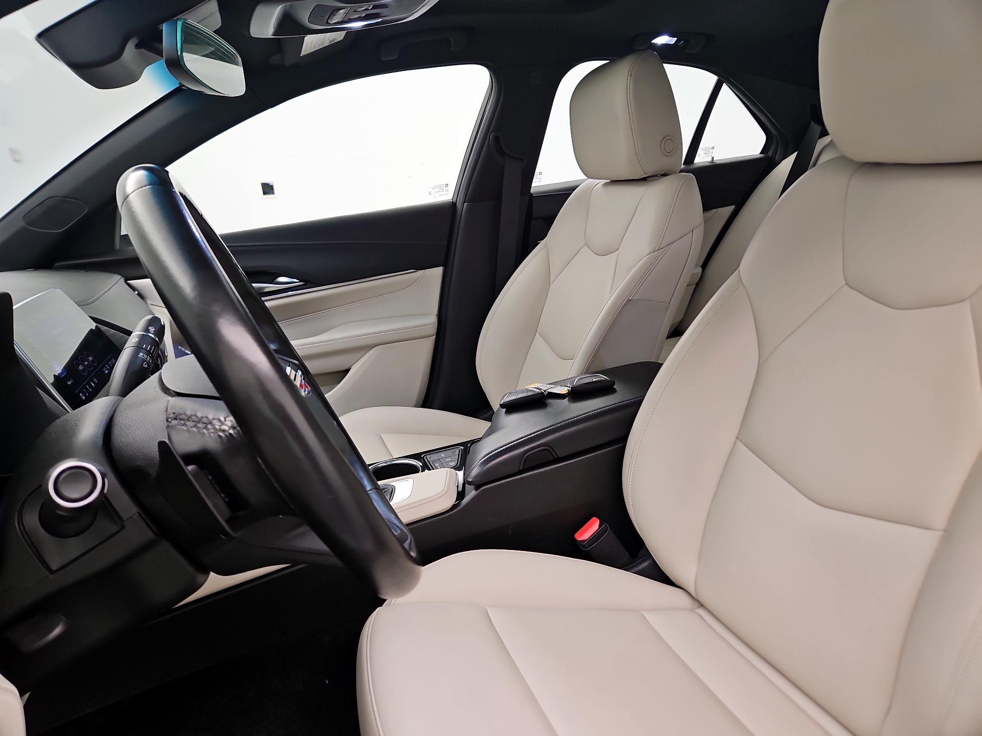 Thumbnail: 2020 Cadillac CT4 - 11