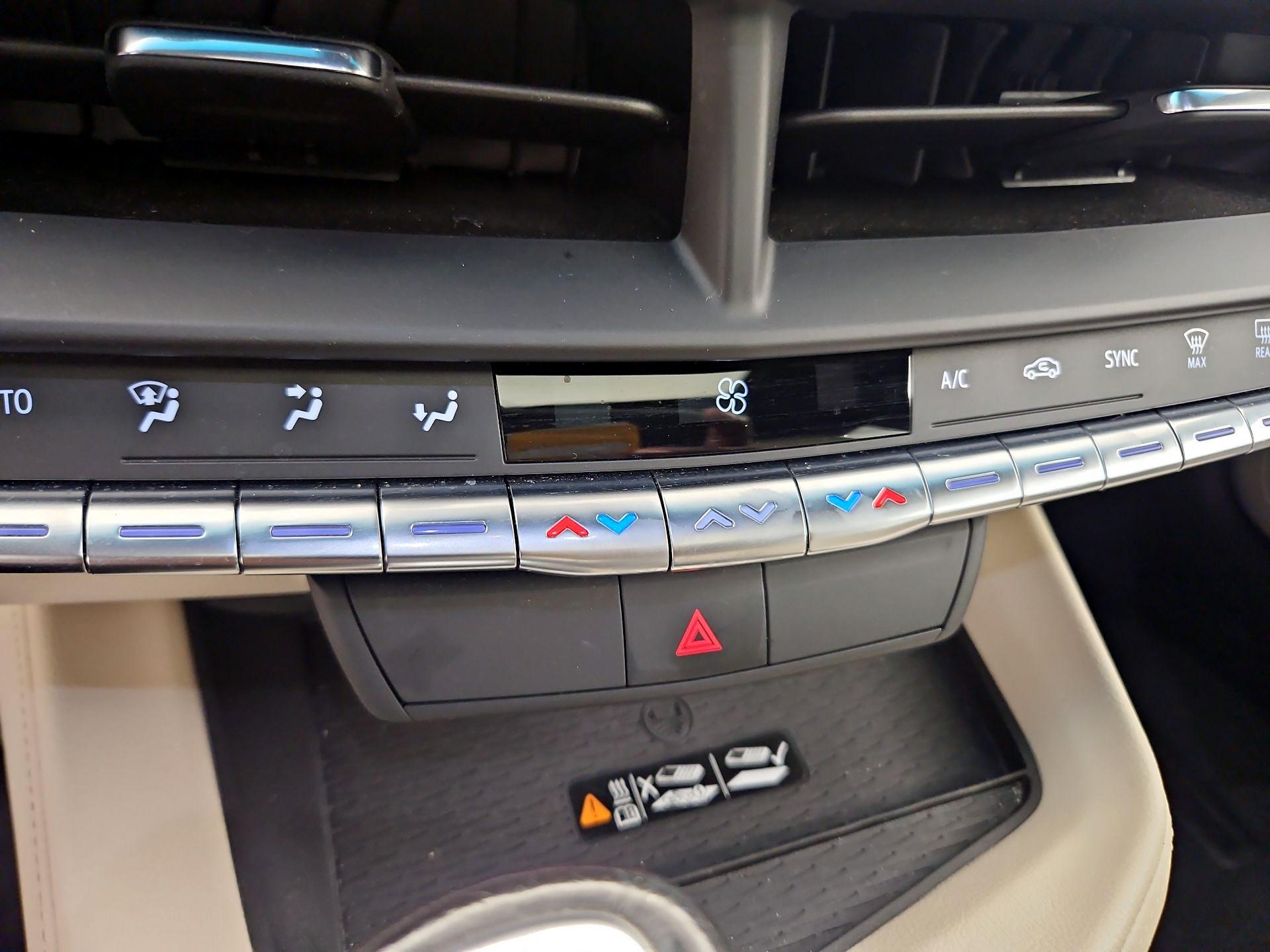 Thumbnail: 2020 Cadillac CT4 - 16