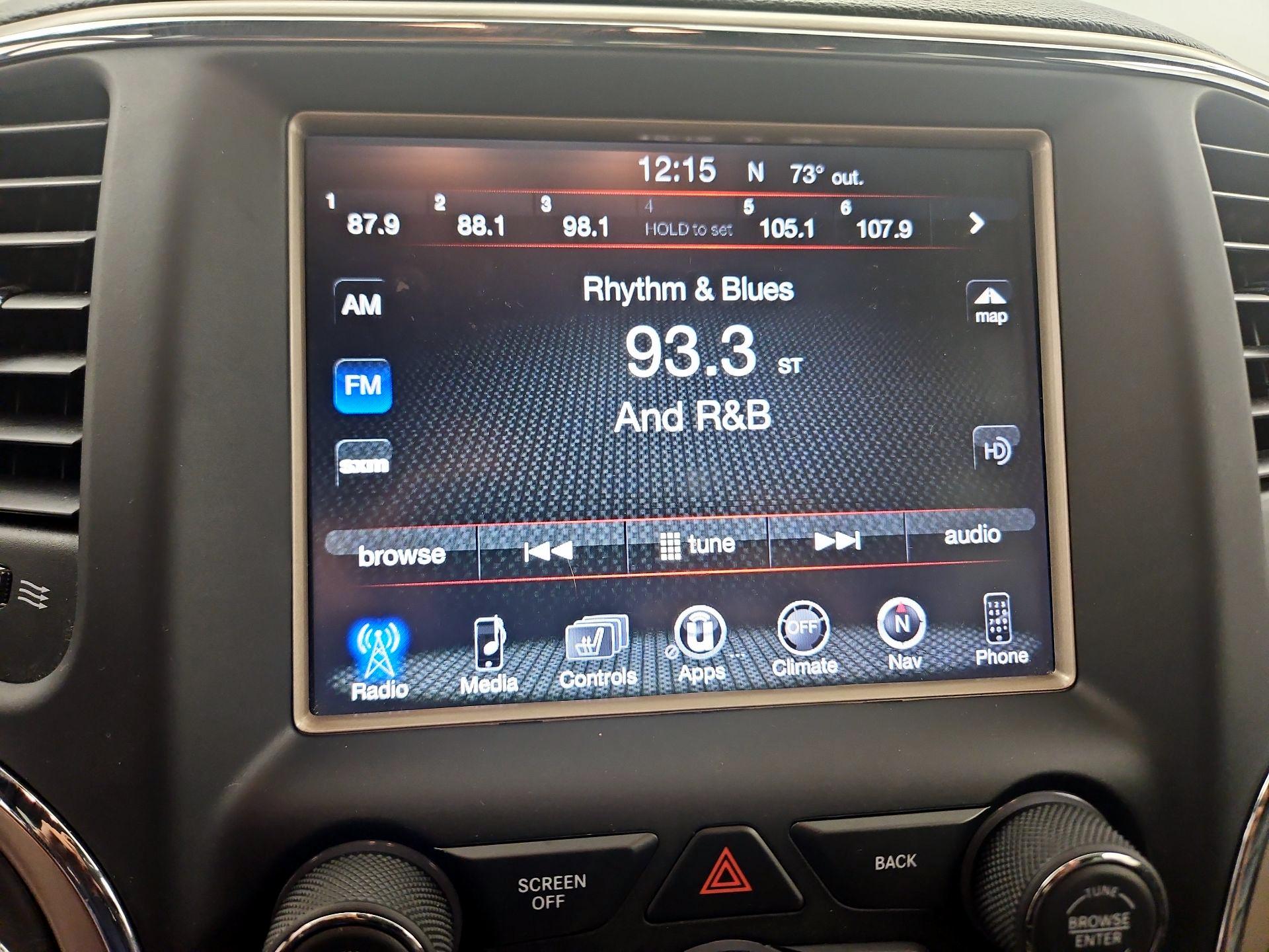 Thumbnail: 2015 Jeep Grand Cherokee - 15