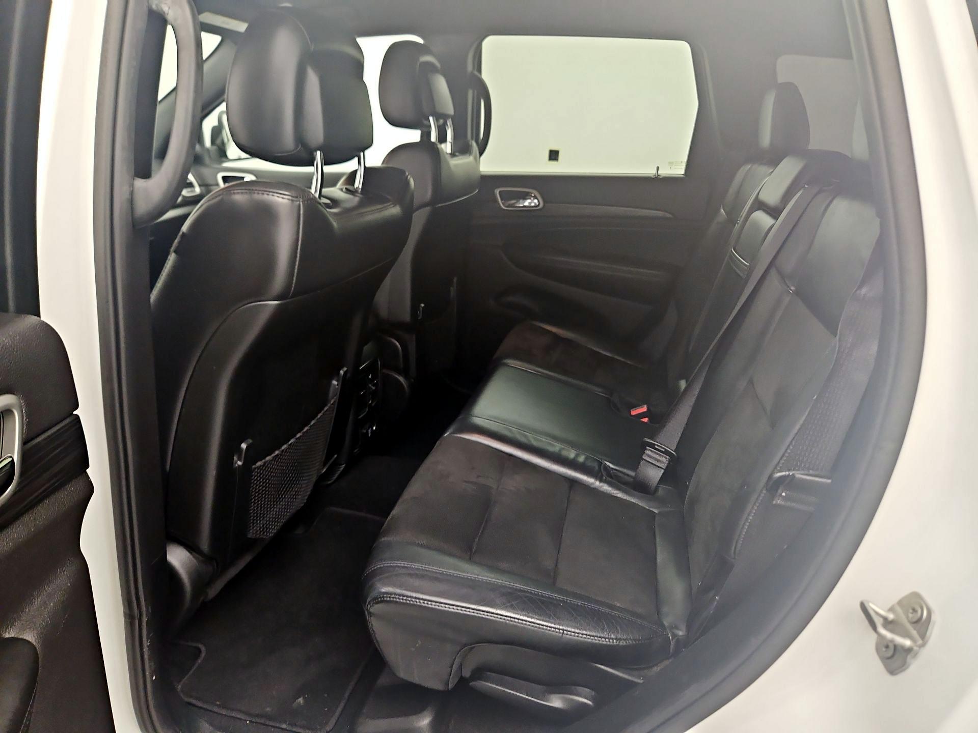 Thumbnail: 2020 Jeep Grand Cherokee - 19