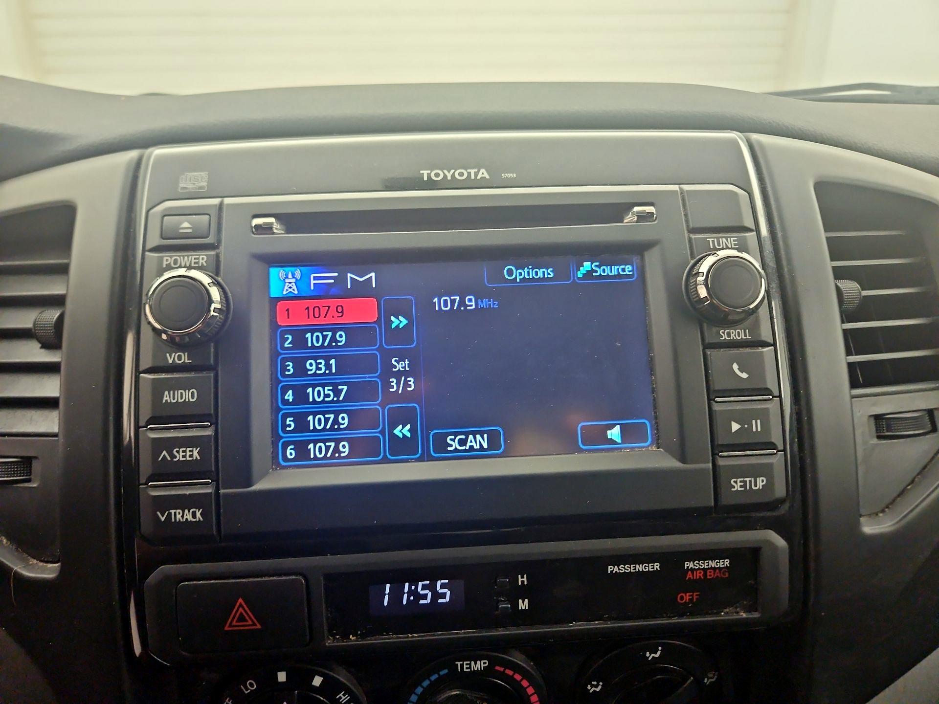 Thumbnail: 2013 Toyota Tacoma - 12