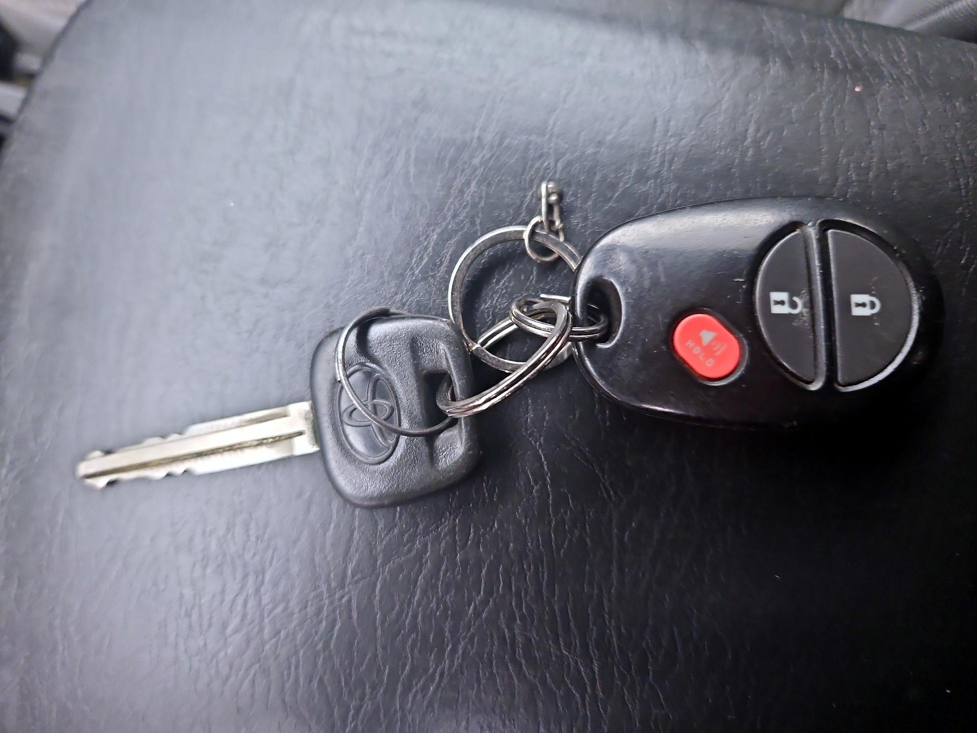 Thumbnail: 2013 Toyota Tacoma - 19