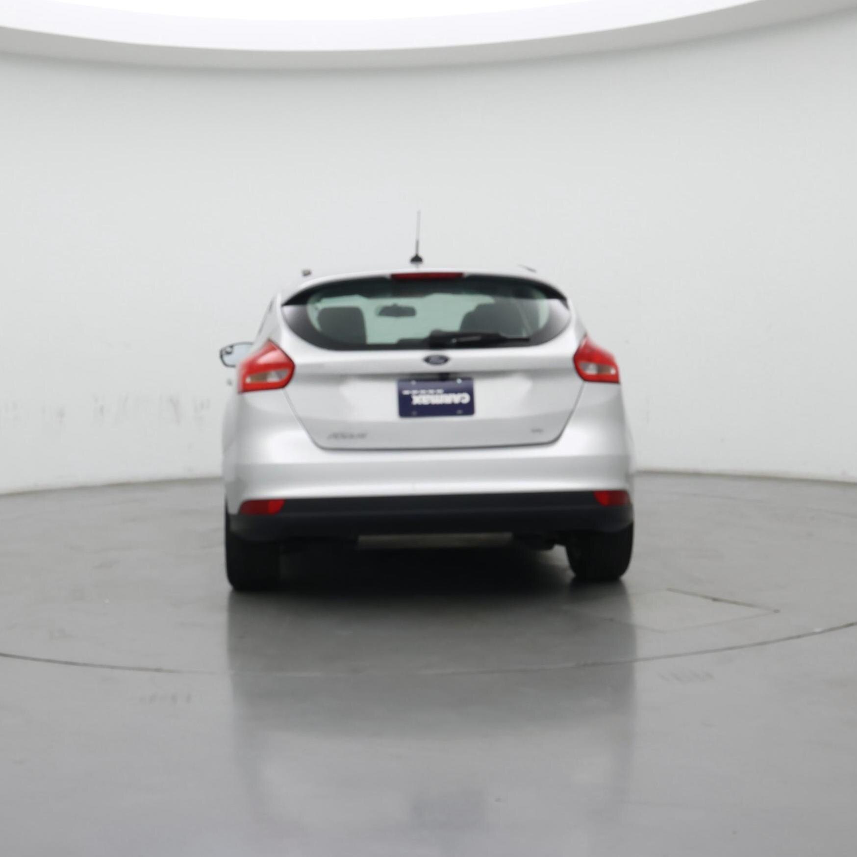 Thumbnail: 2015 Ford Focus - 6