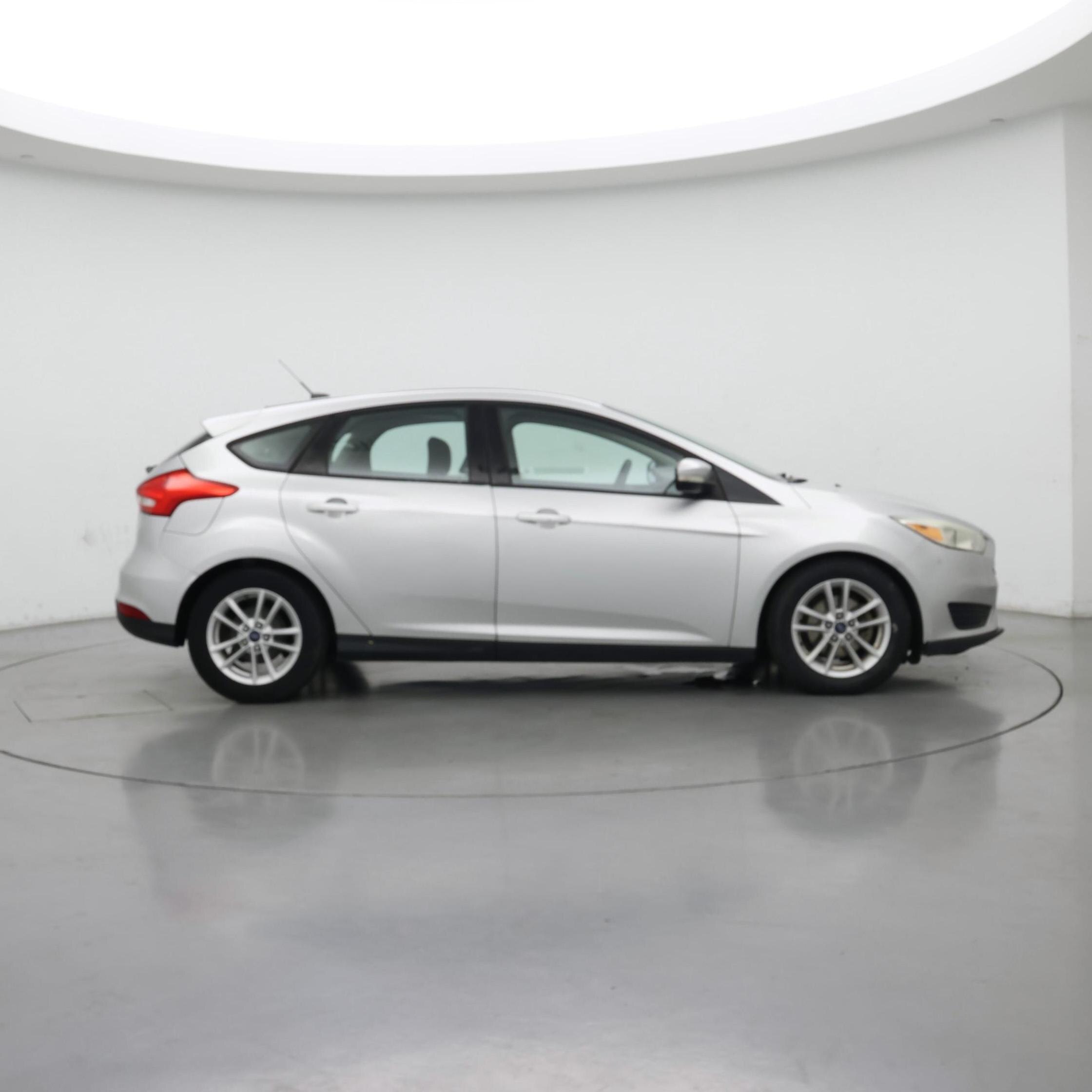 Thumbnail: 2015 Ford Focus - 7